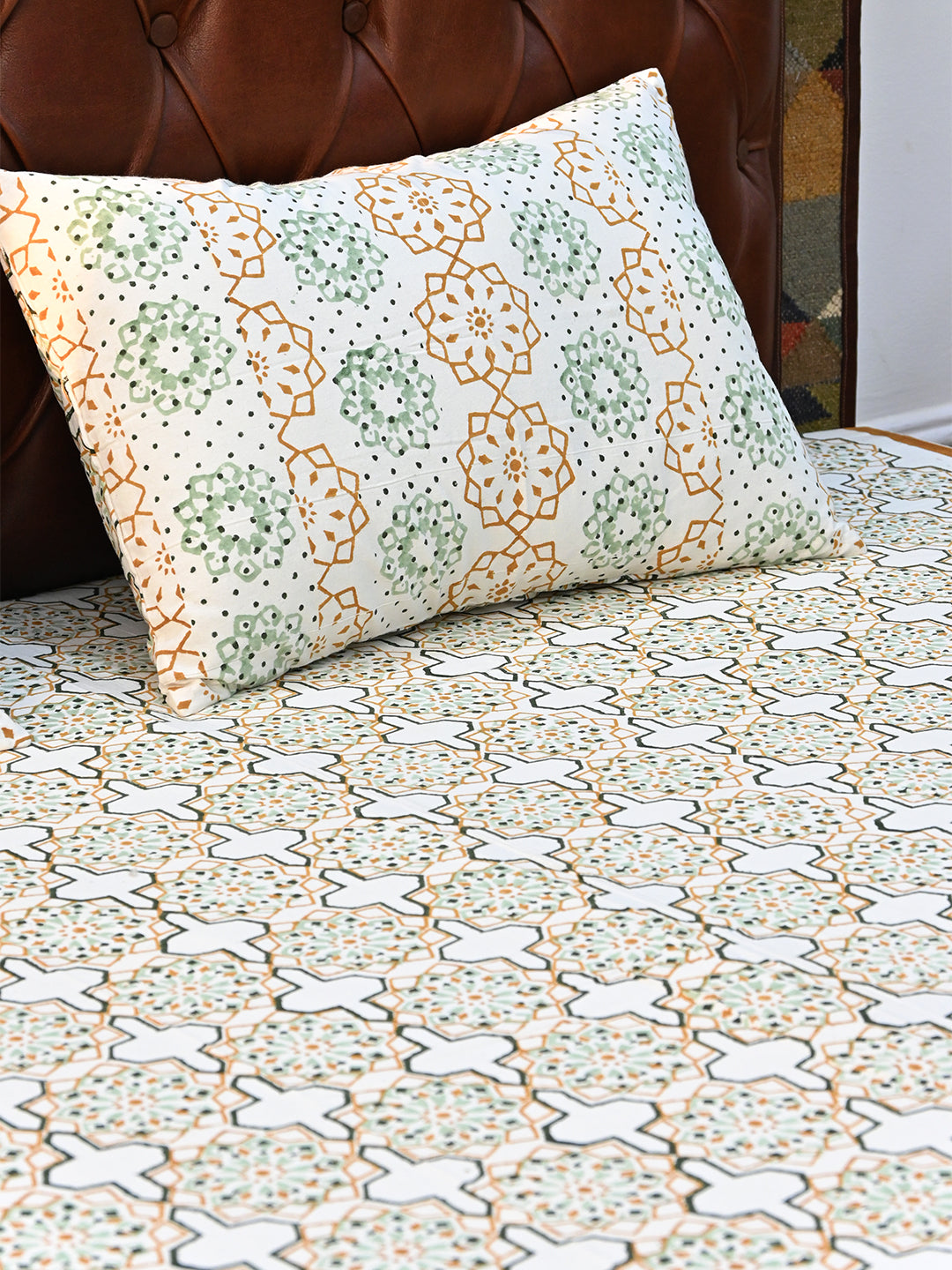 MUGHAL JHAROKHA COTTON BLOCK PRINTED DOUBLE BEDSHEET WITH PILLOW - ART AVENUE