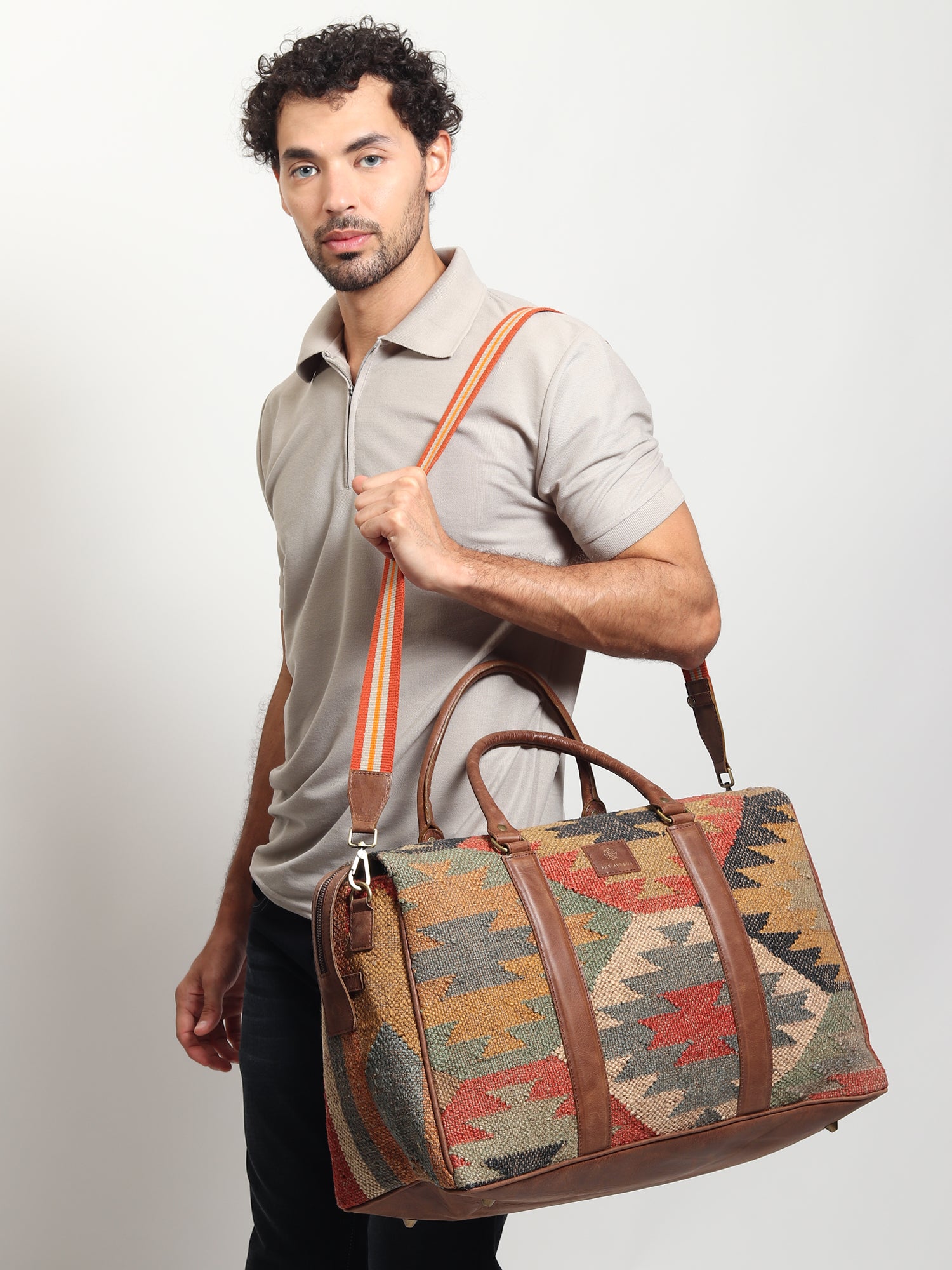 Sharant kilim and leather duffle bag — Art Avenue