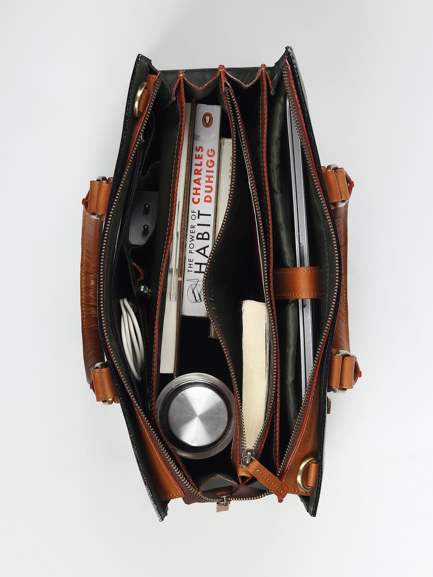 Olivia leather laptop bag, close-up — Art Avenue
