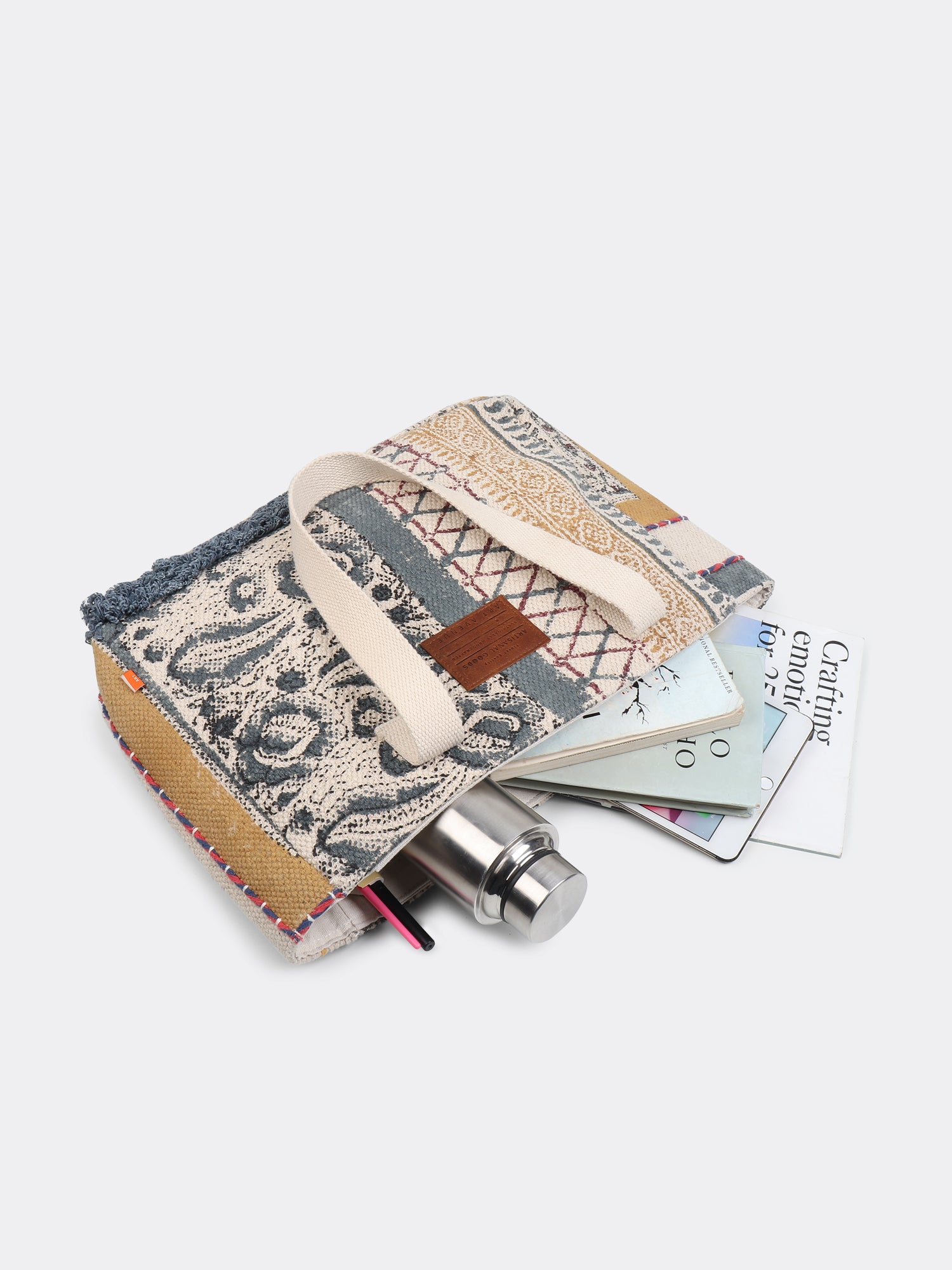 Elysira tote bag on shoulder — Art Avenue