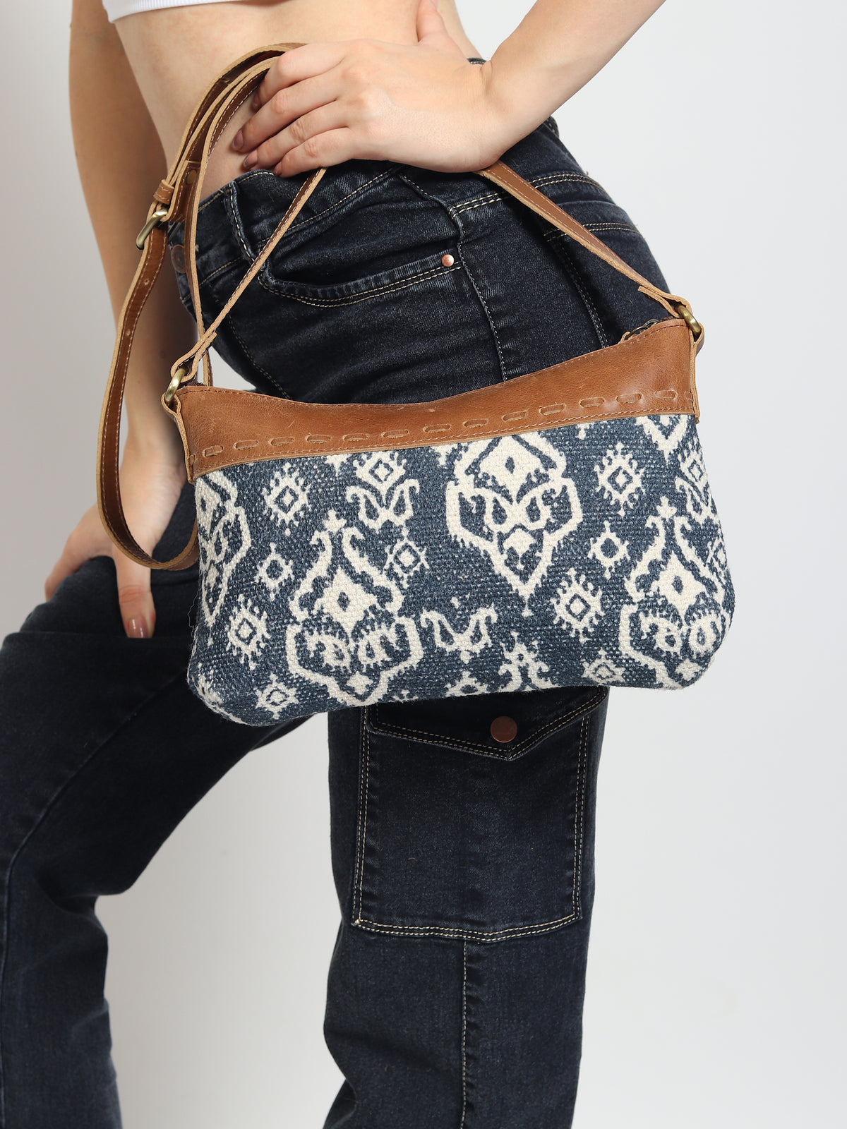 Ava sling bag flat lay — Art Avenue