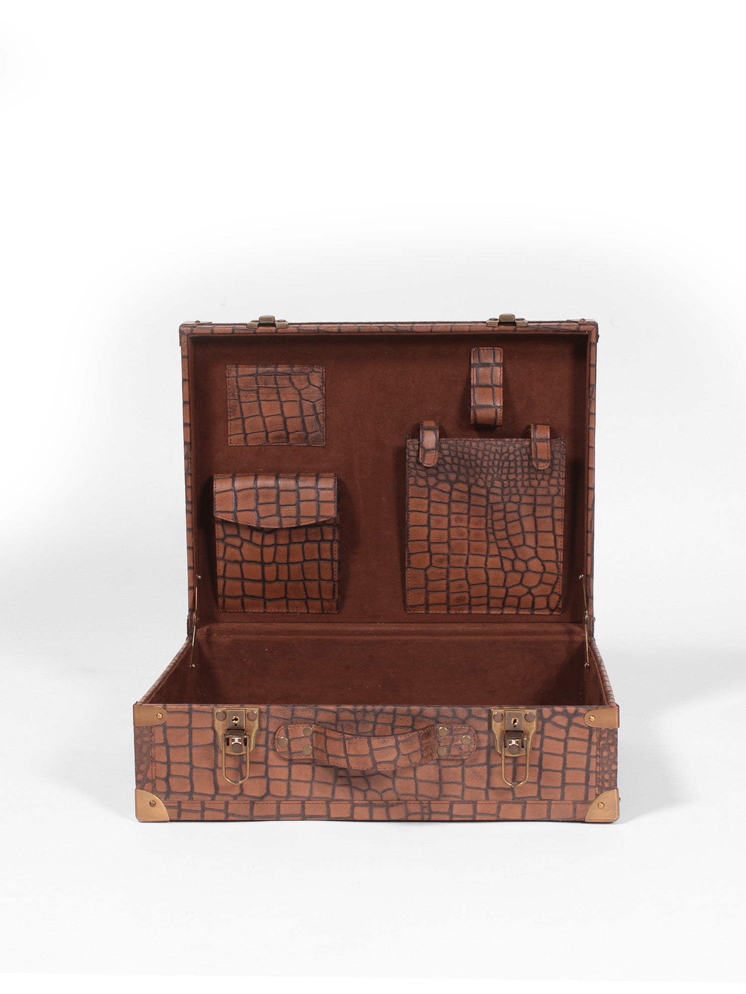 TREASURE - BRIEFCASE - ART AVENUE