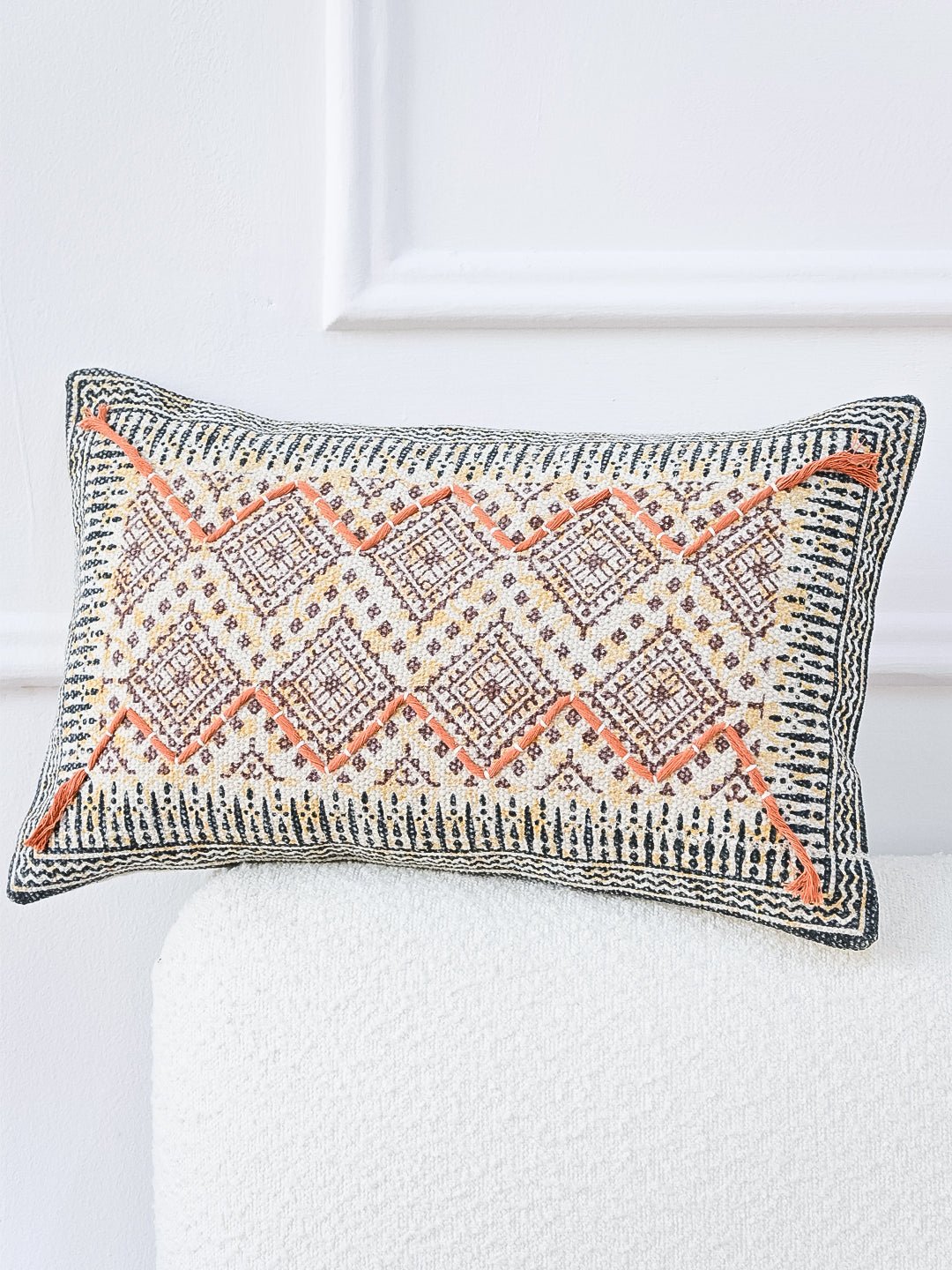 PERLINE- LUMBAR CUSHION COVER - ART AVENUE