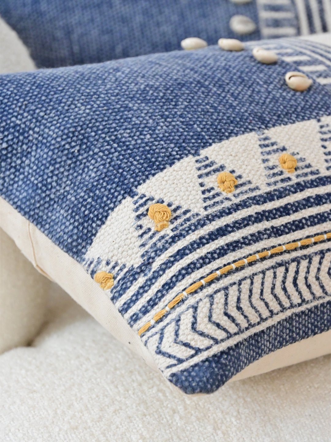 MAYORI - LUMBAR CUSHION COVER - ART AVENUE