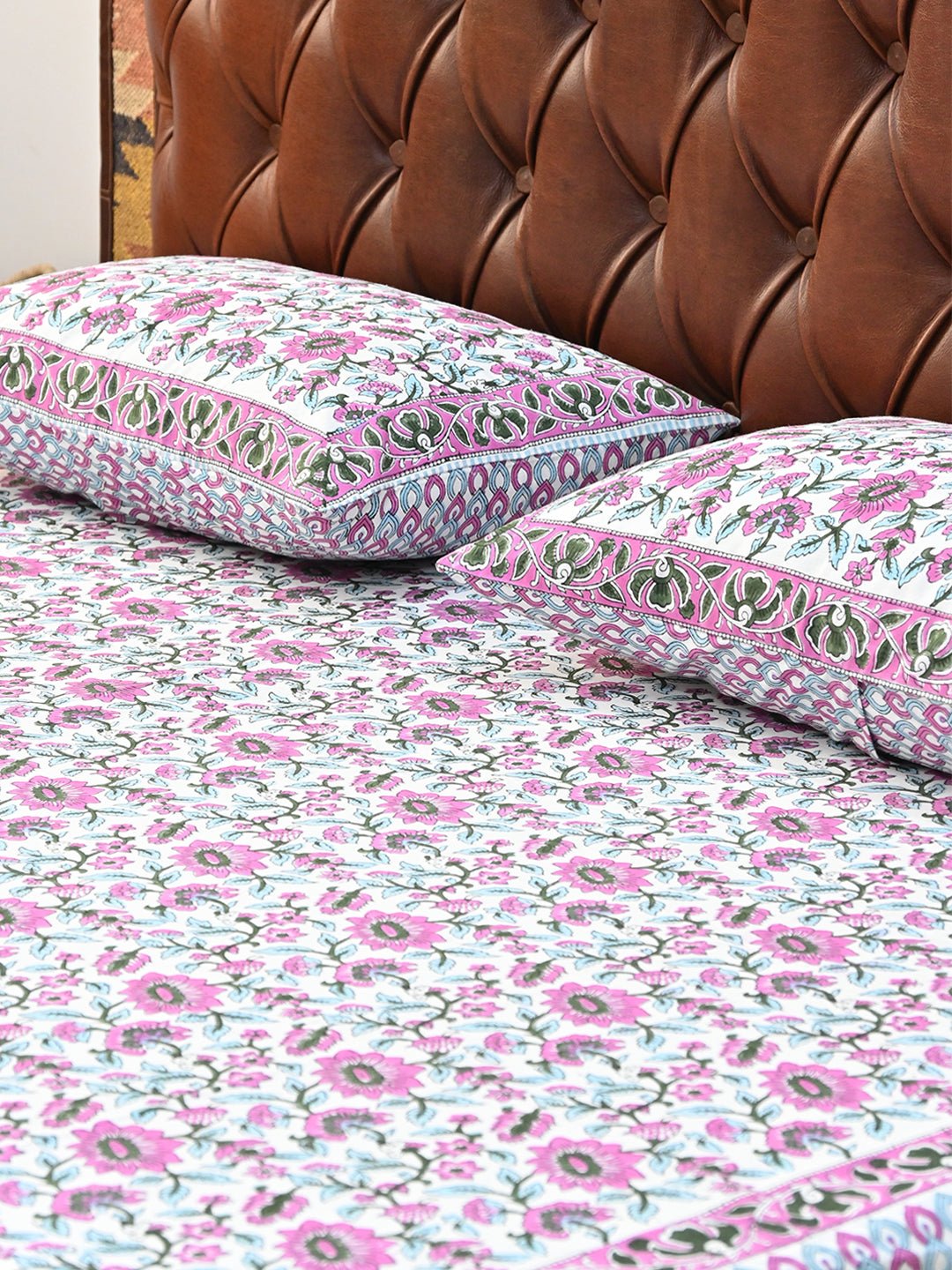 GULMARG PINK COTTON PRINTED DOUBLE BEDSHEET WITH PILLOW - ART AVENUE