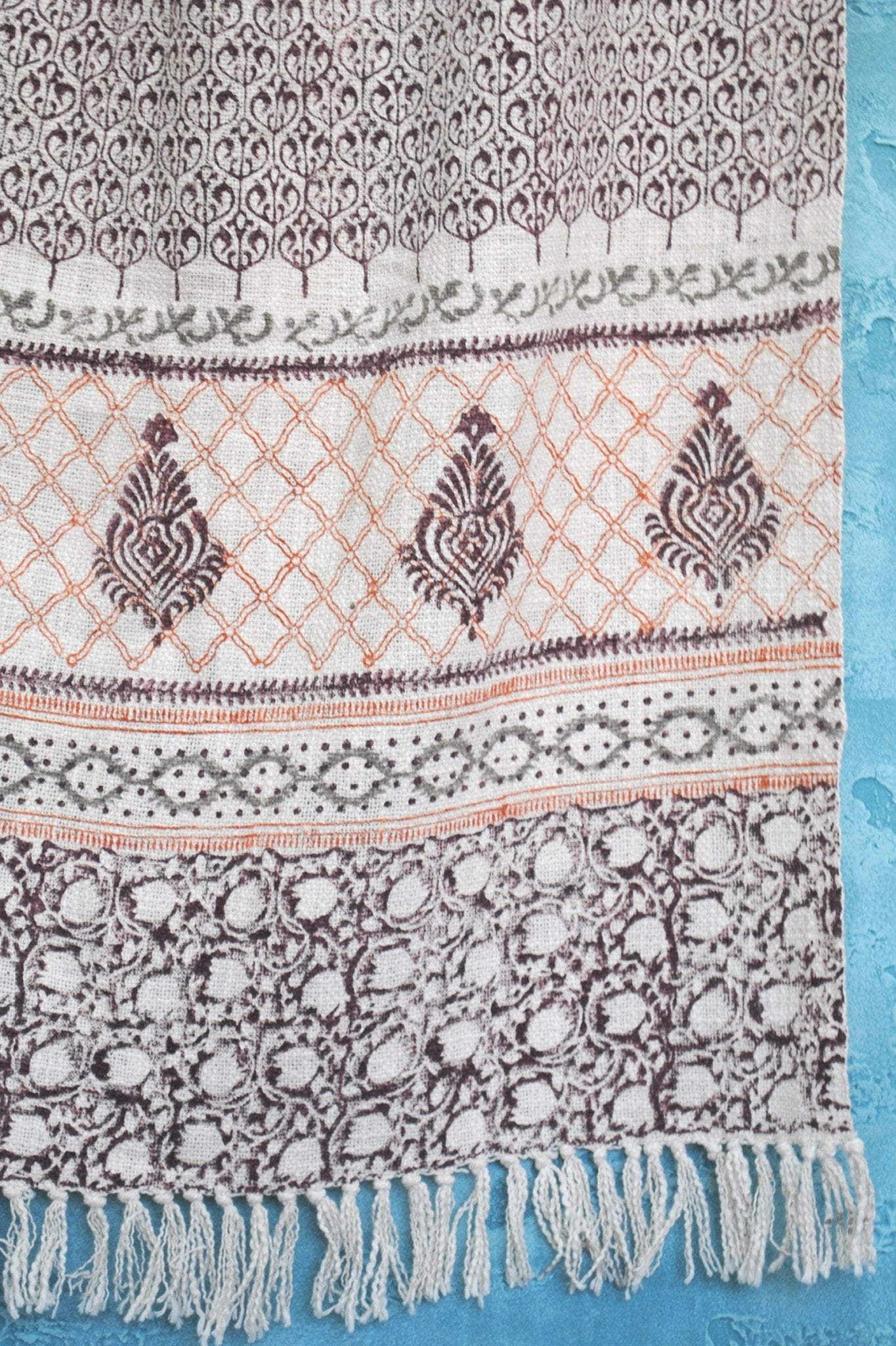 KININ - BLOCK PRINTED THROW - ART AVENUE