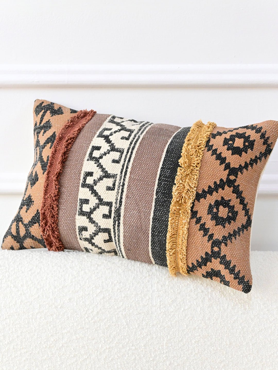 ARUM-LUMBAR CUSHION COVER - ART AVENUE