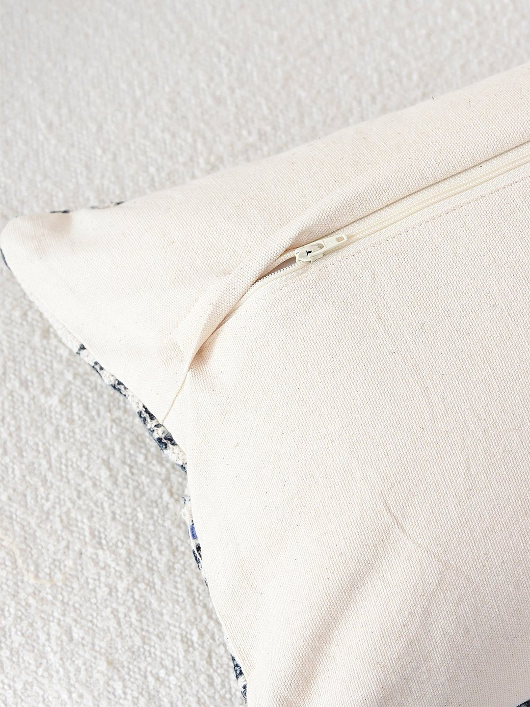 WARSAW - LUMBAR CUSHION COVER - ART AVENUE