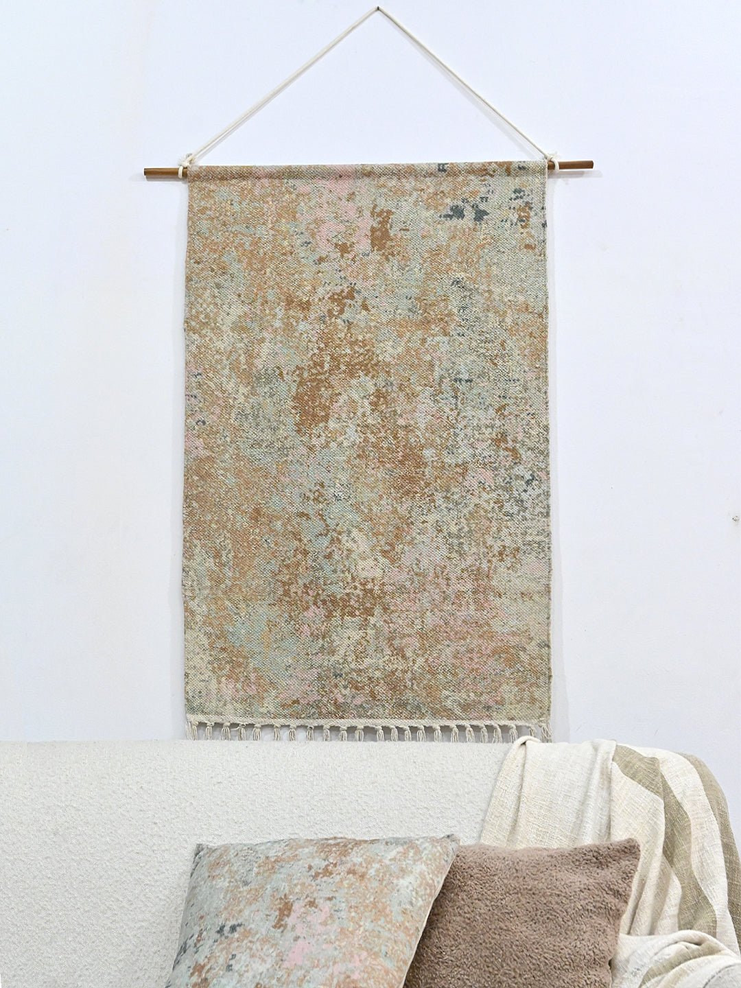NASSAMA - COTTON WALL HANGING - ART AVENUE
