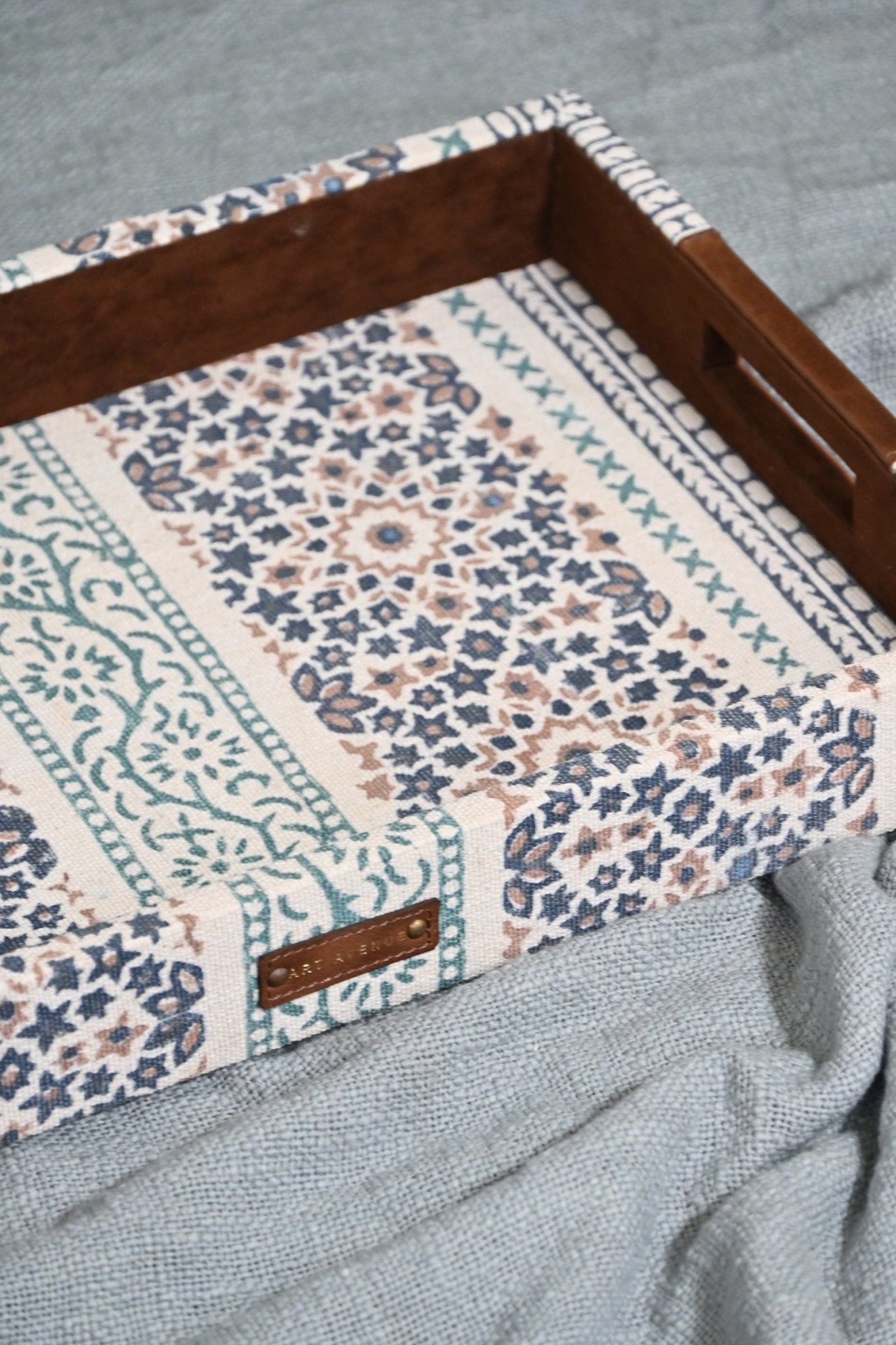 CLARET - LEATHER & COTTON PRINTED DURRIE TRAY - ART AVENUE