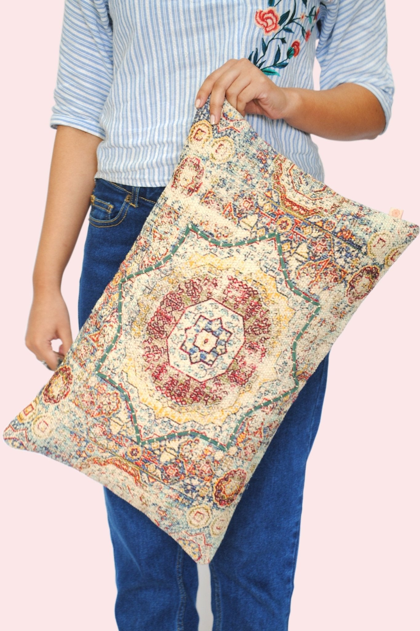 BARRIE - LUMBAR CUSHION COVER - ART AVENUE