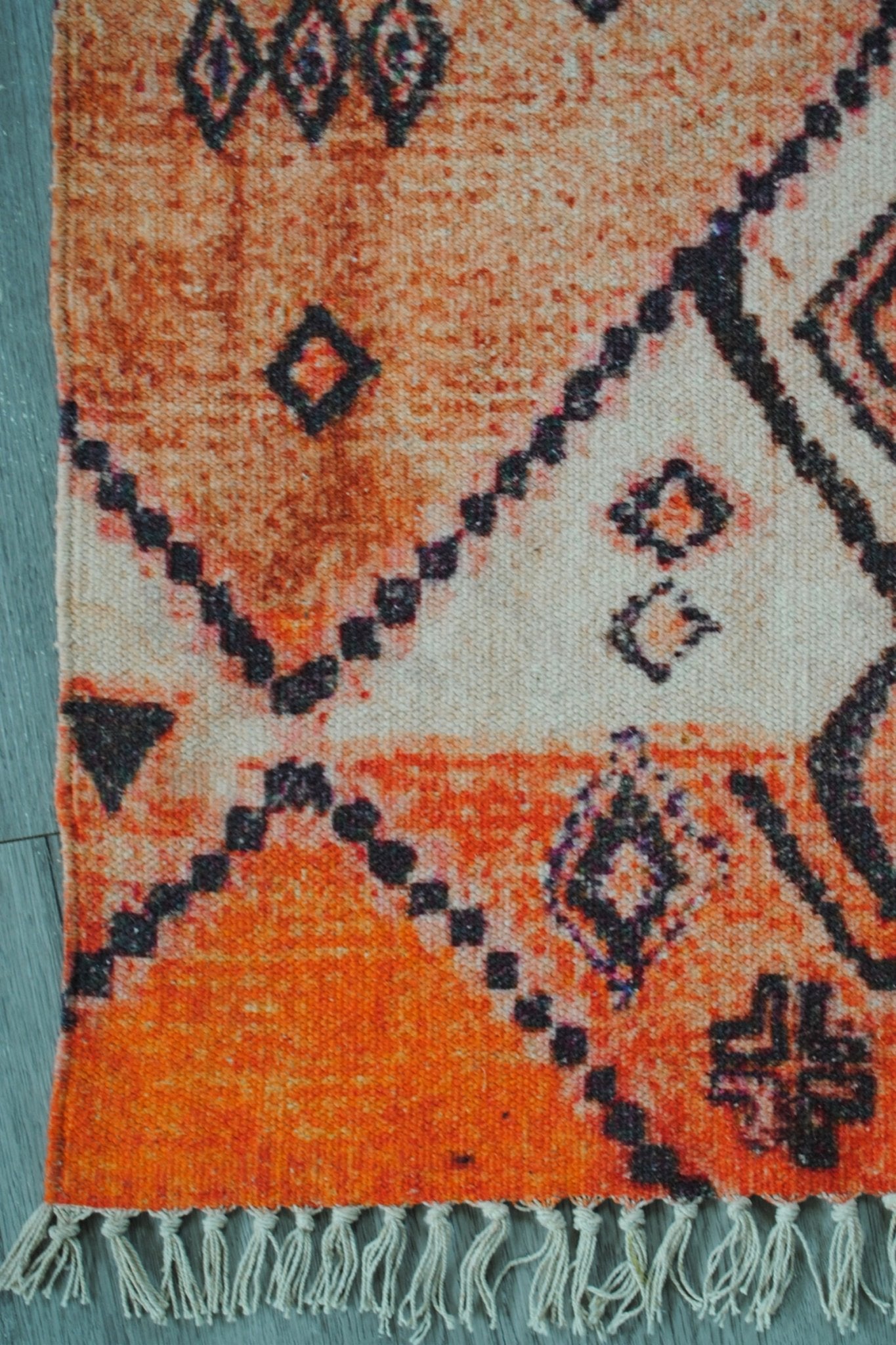 CASTENEA - PRINTED RUG - ART AVENUE