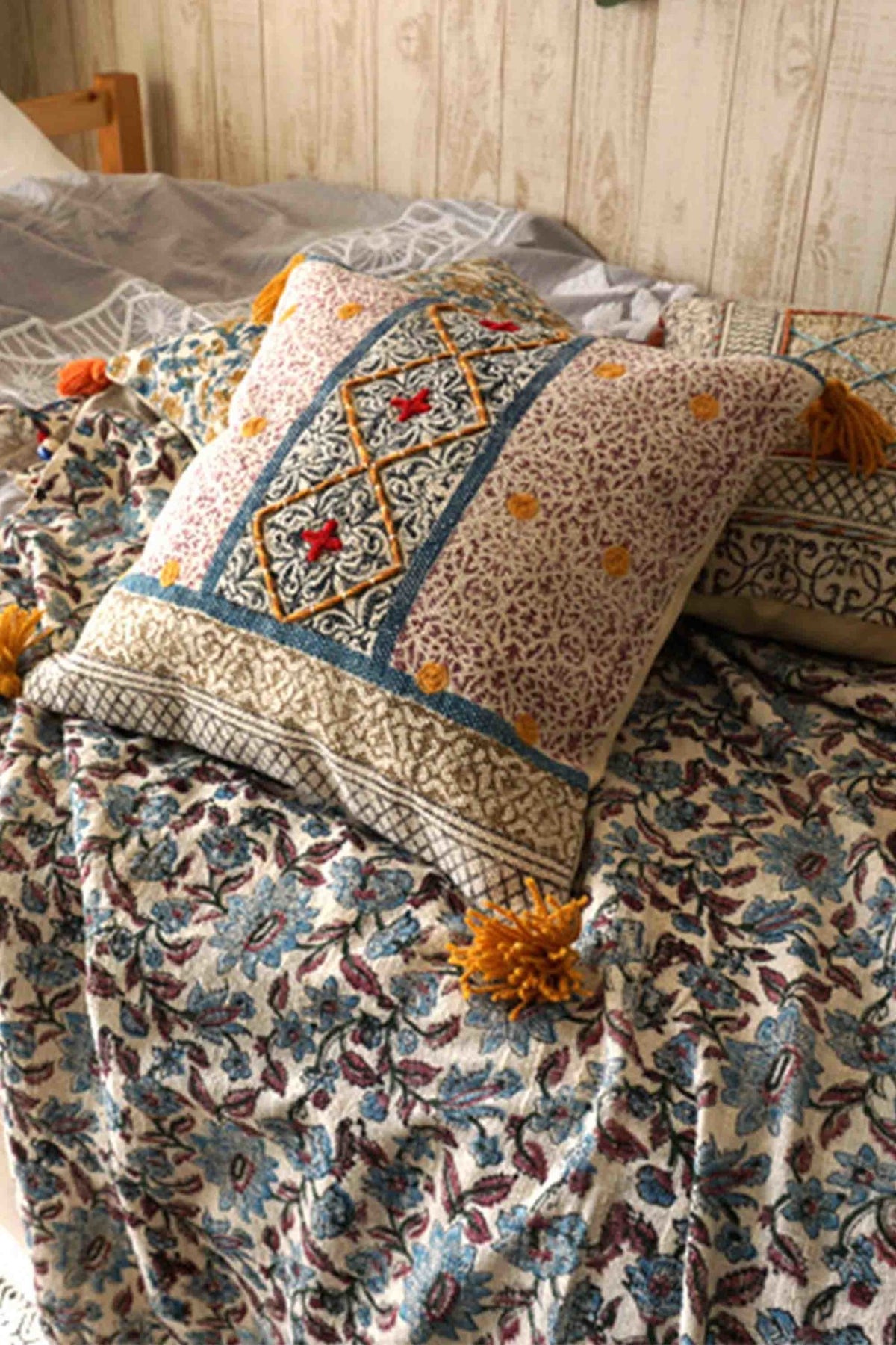 Detail of block-print on multicolour square cushion cover — Art Avenue