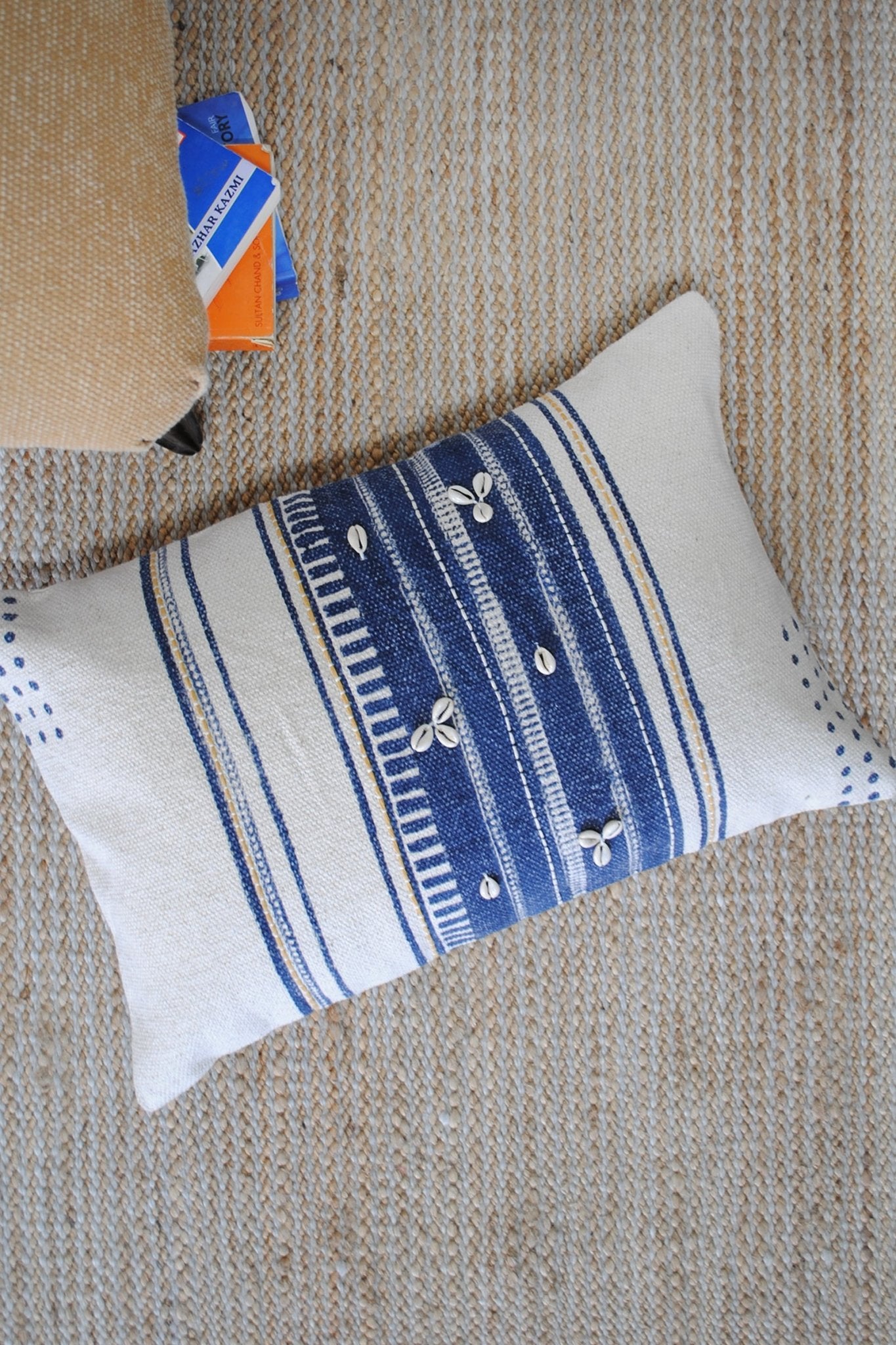 NAUTICAL BLOOM- LUMBAR CUSHION COVER - ART AVENUE