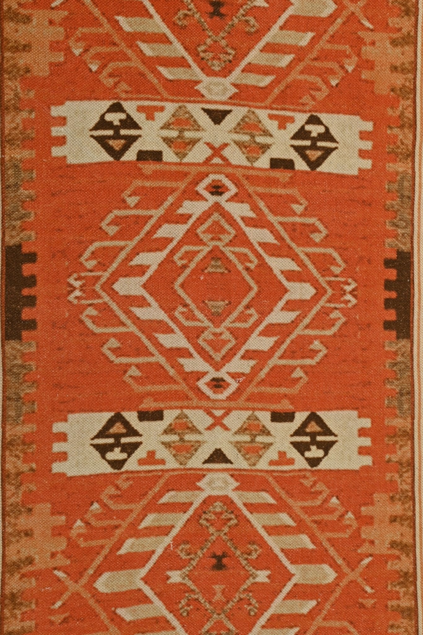 Noria block-printed rug room setting — Art Avenue India