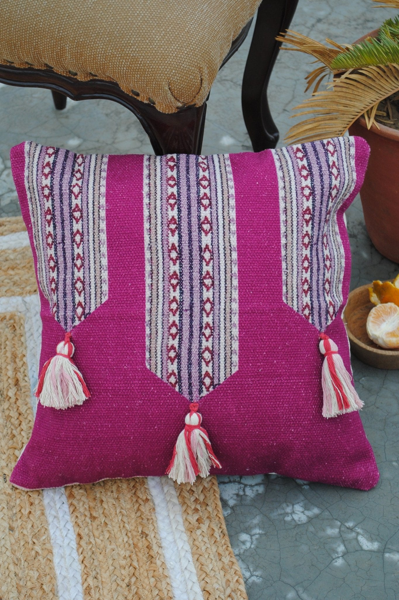 RUSE - SQUARE CUSHION COVER - ART AVENUE