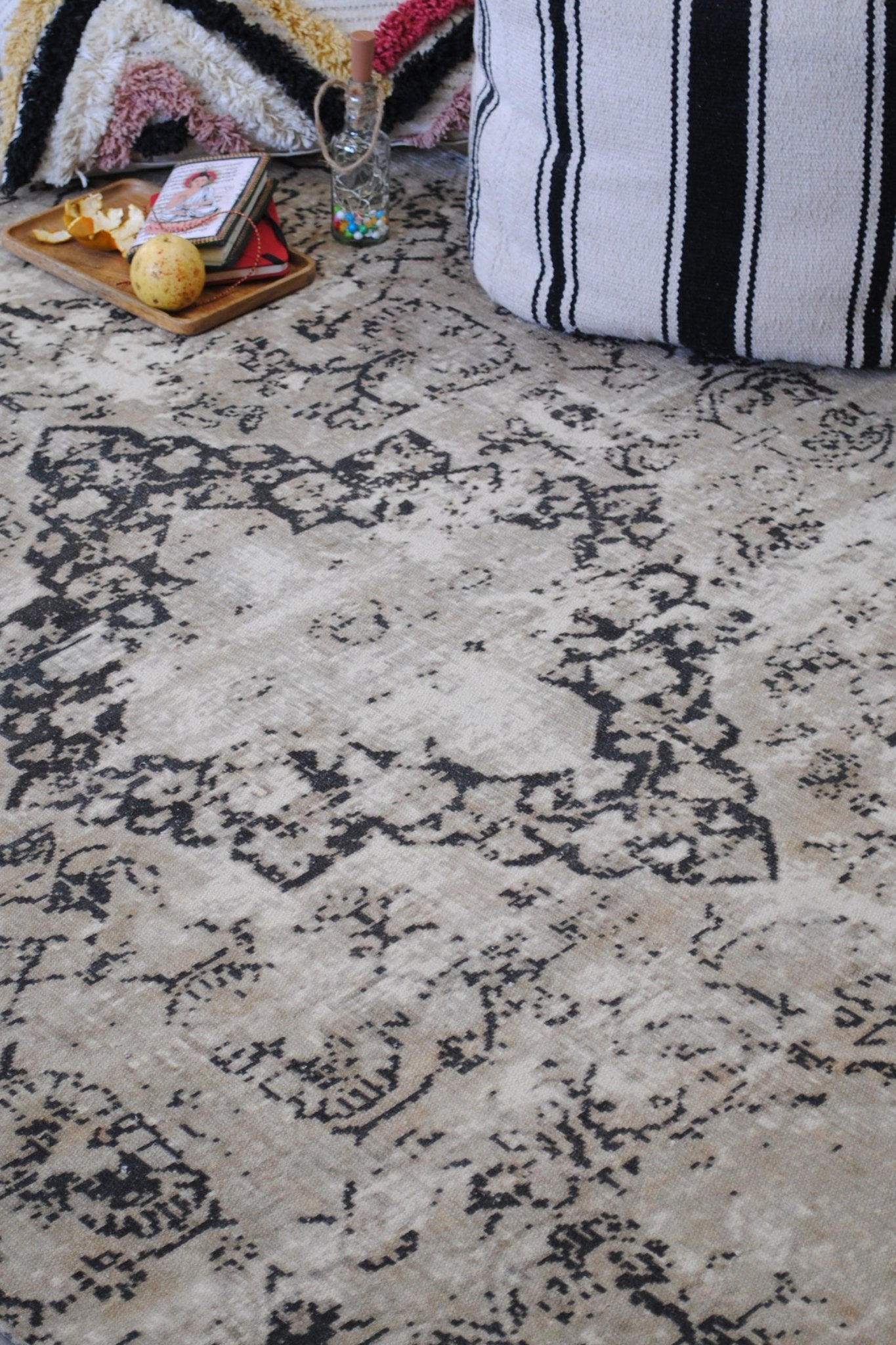 Selva block-printed rug room setting — Art Avenue India