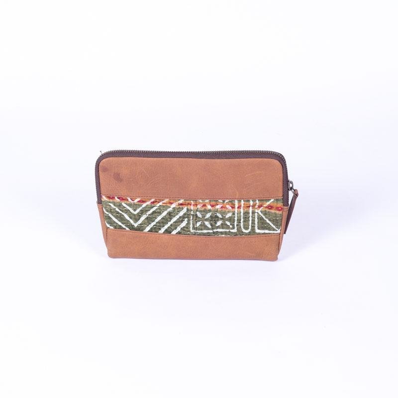 Slab leather sleeve — Art Avenue