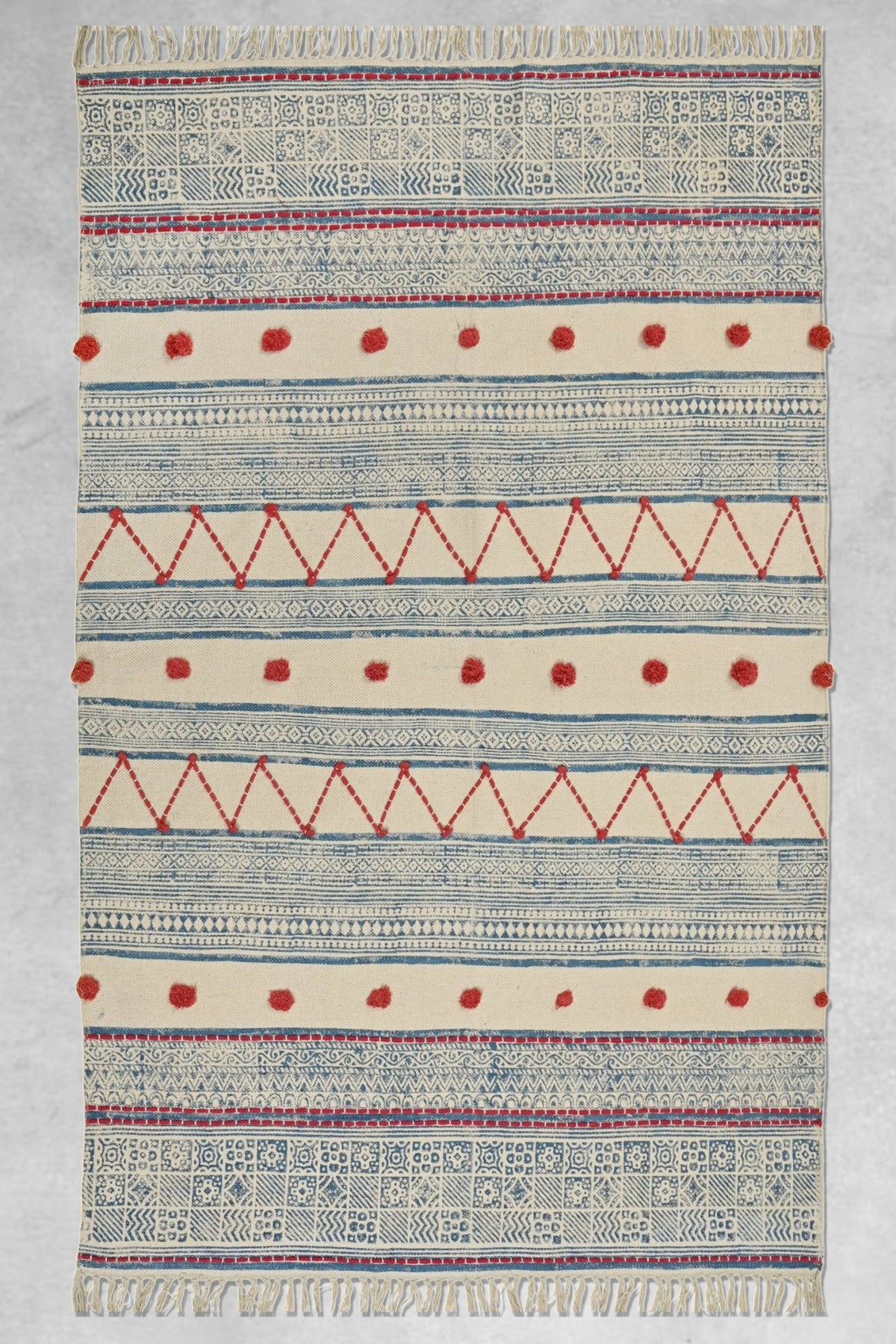 TITLE BLOCK PRINTED RUG - ART AVENUE