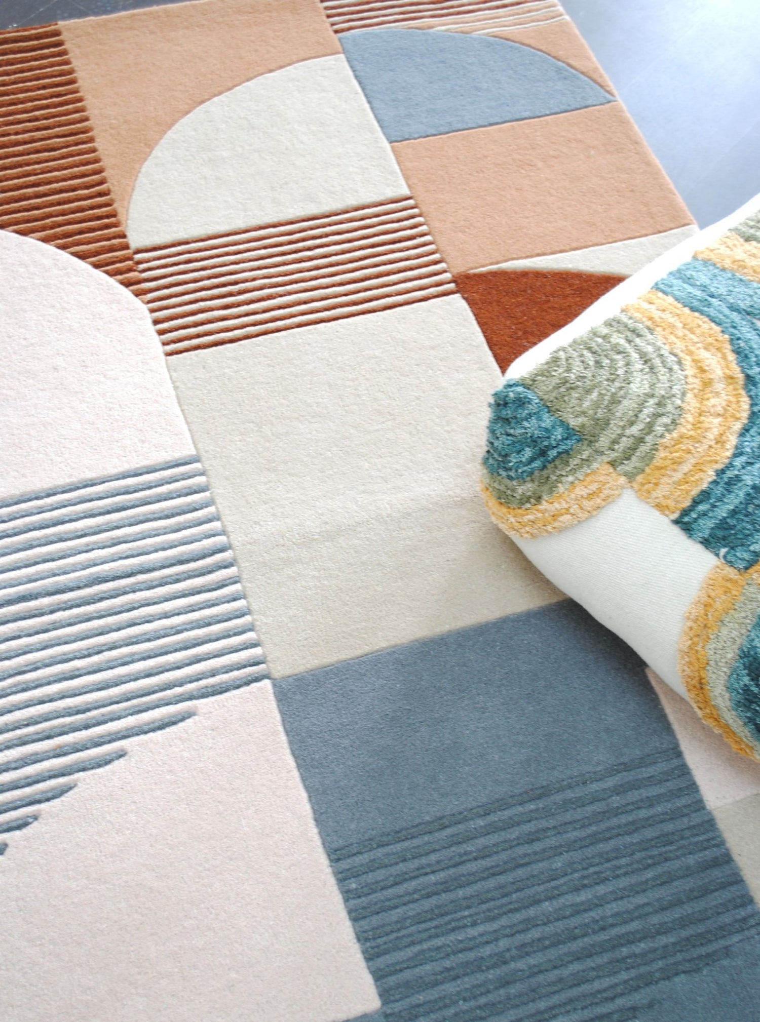 TREVOR HANDTUFTED WOOL CARPET - ART AVENUE
