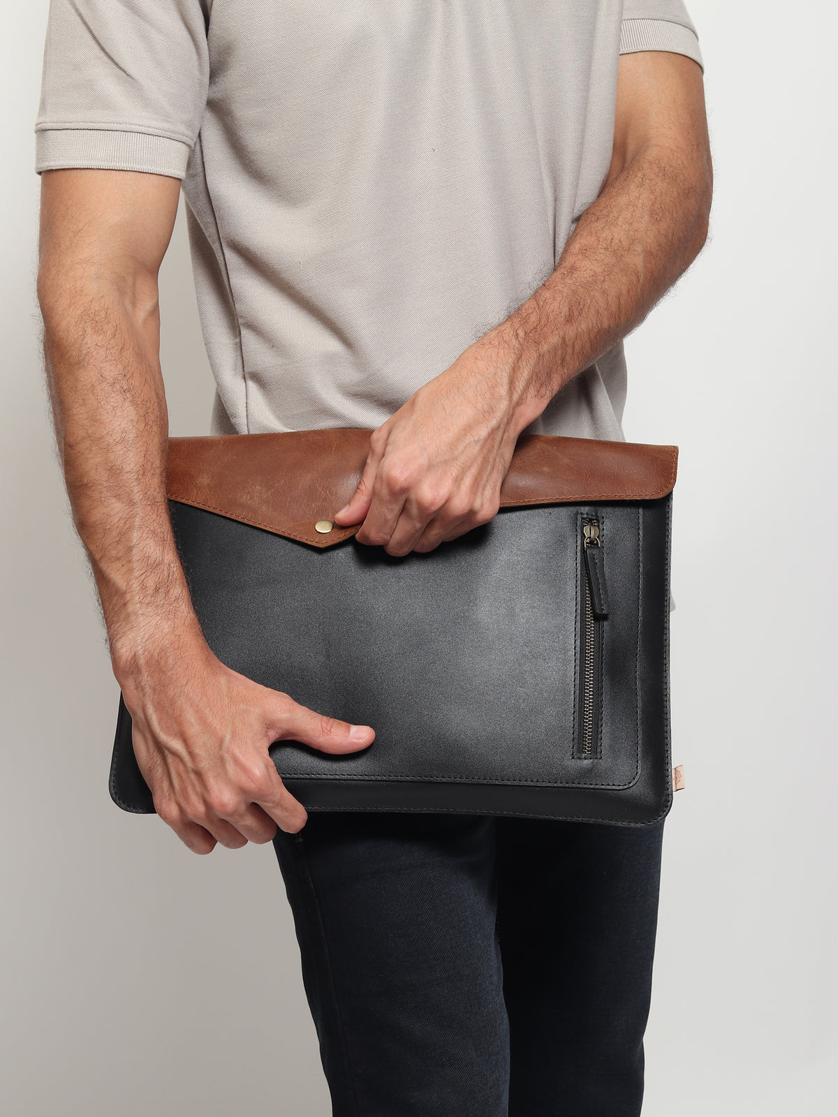Abaze Leather Laptop Sleeve