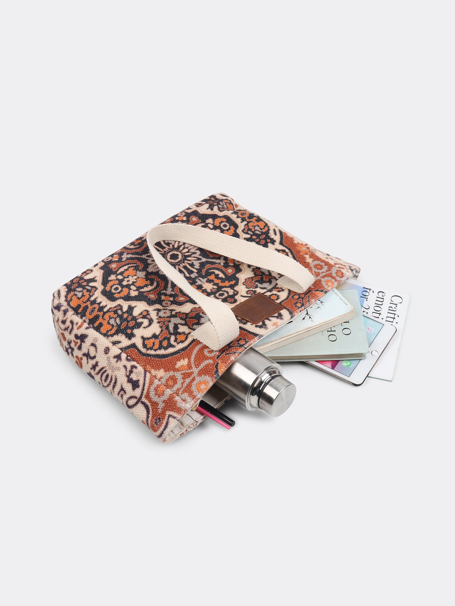 Marquess cotton tote bag on shoulder — Art Avenue