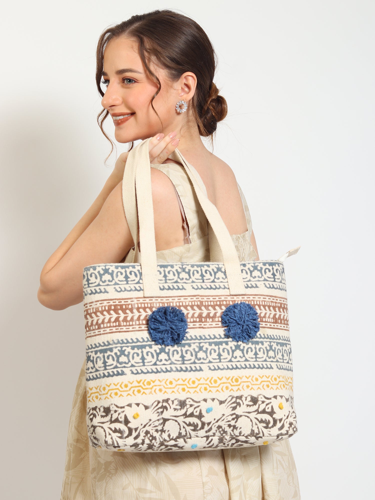 Giant block-printed tote bag interior — Art Avenue