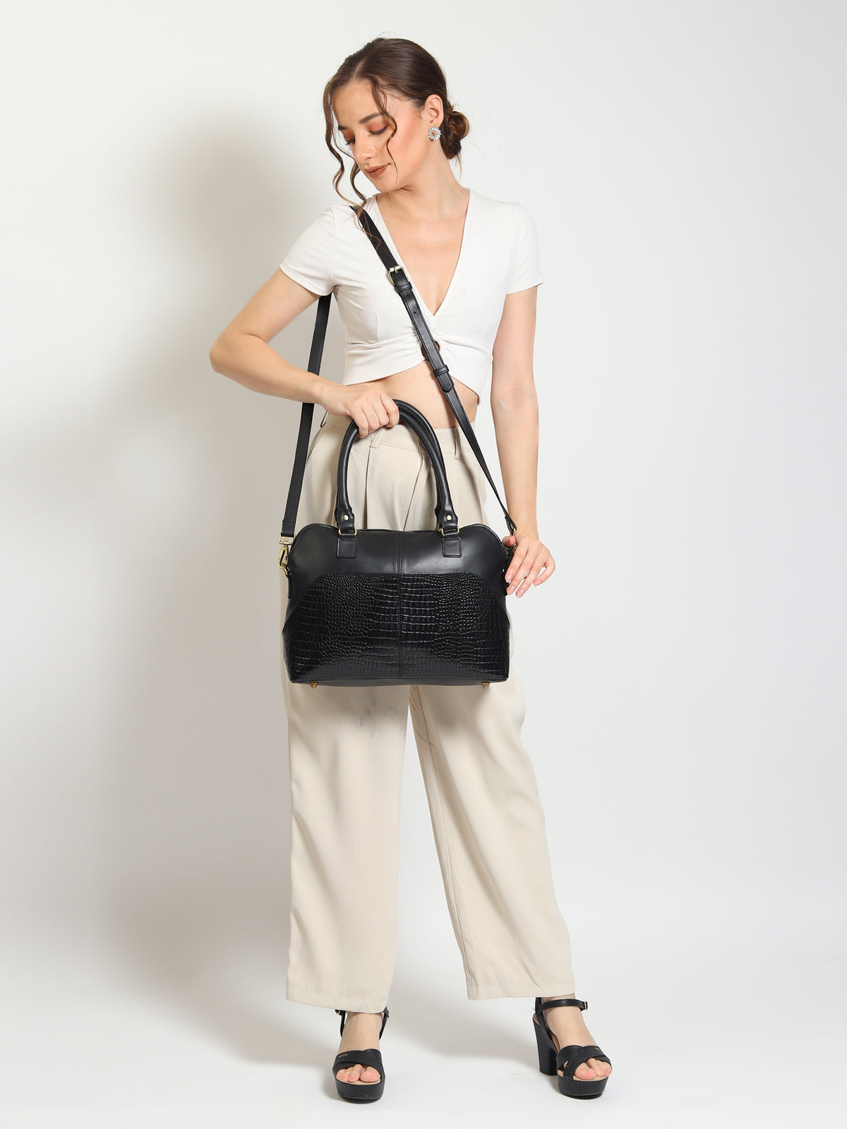 Corrales leather bag second view — Art Avenue