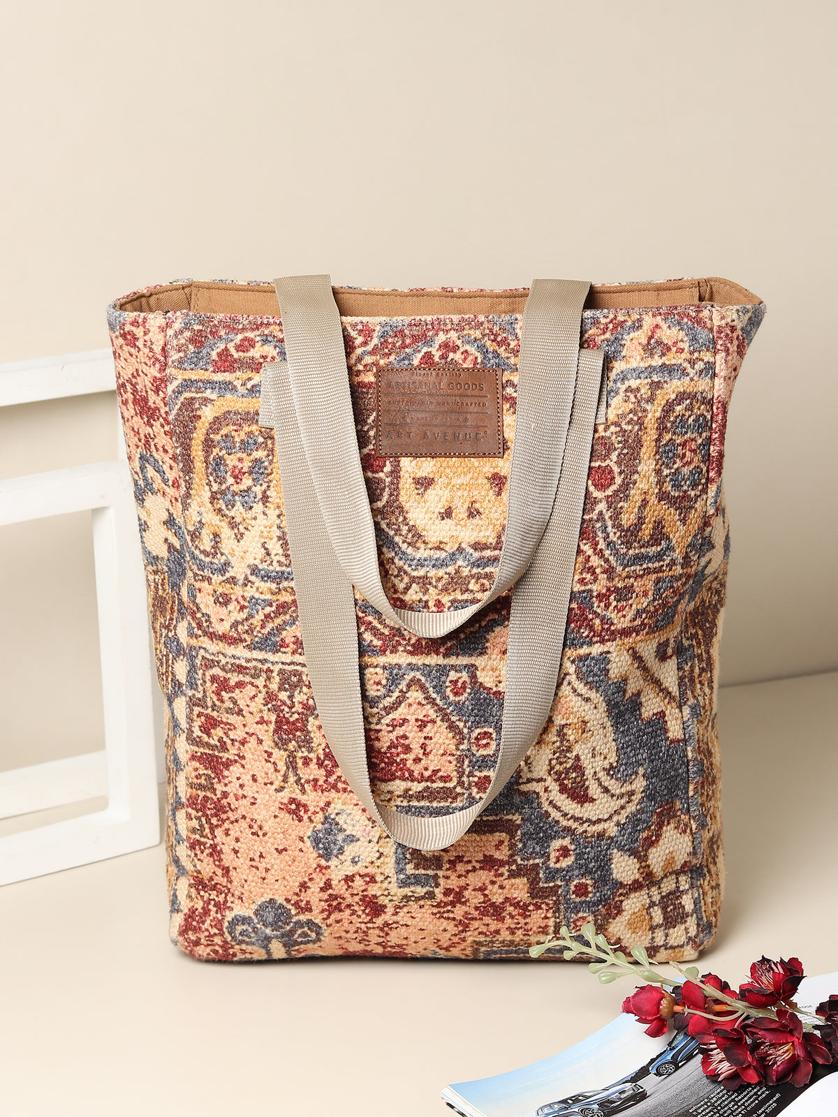 Divisara tote bag embroidery detail — Art Avenue