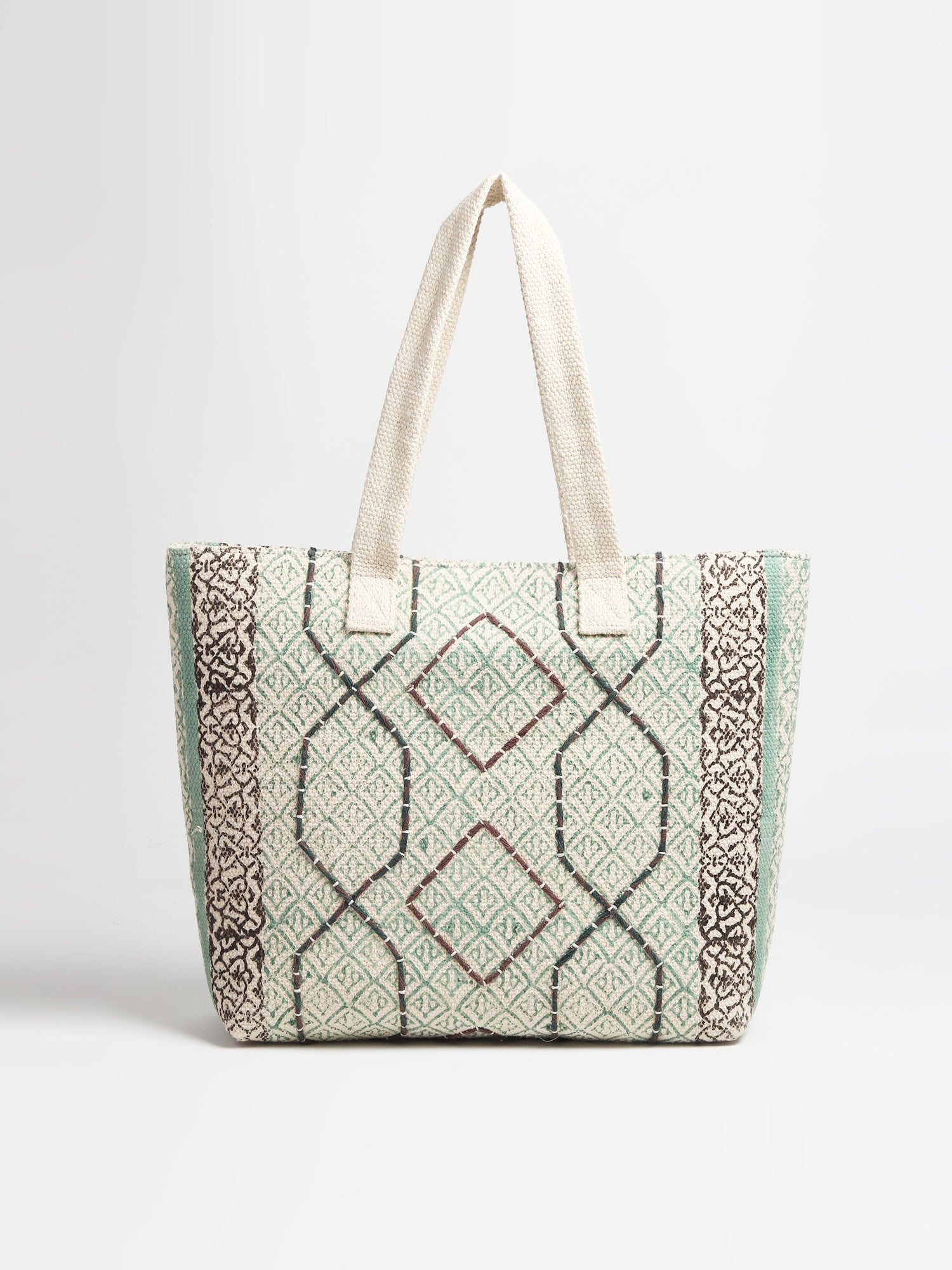 Flora block-printed tote bag on shoulder — Art Avenue