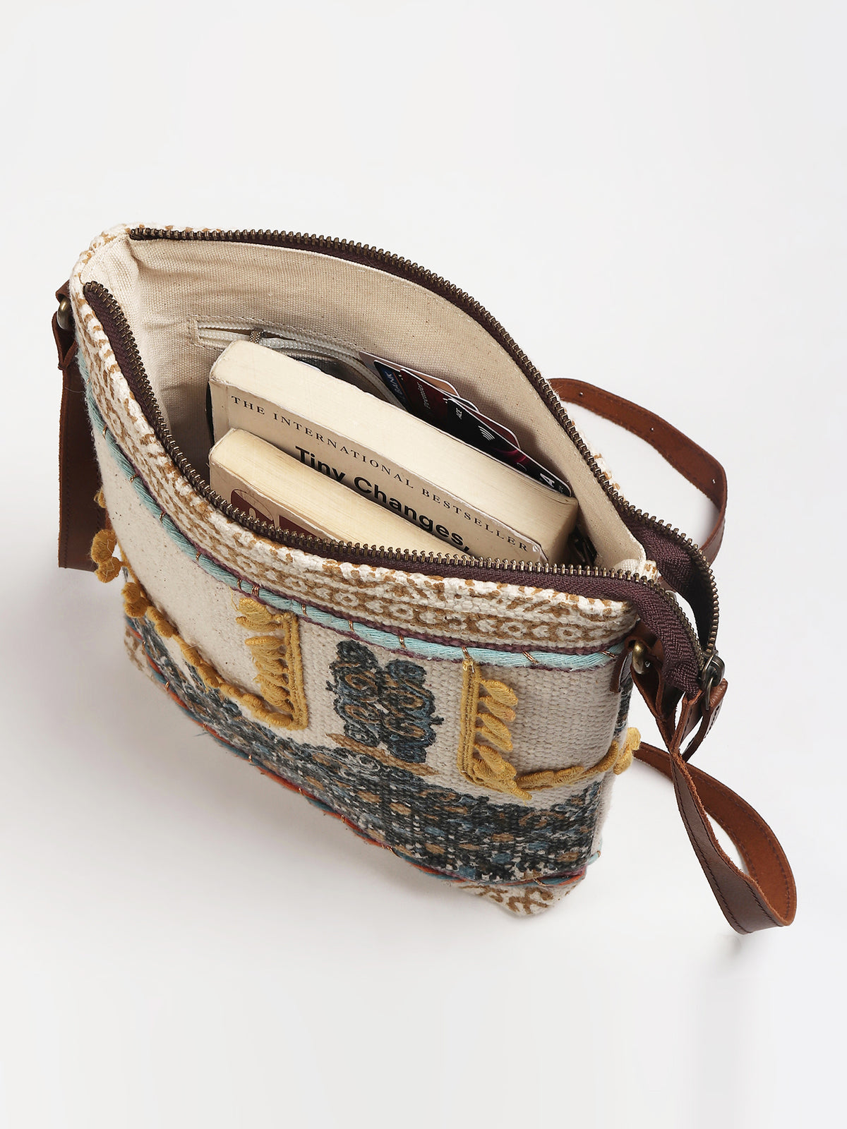 Ifaion sling bag lifestyle — Art Avenue