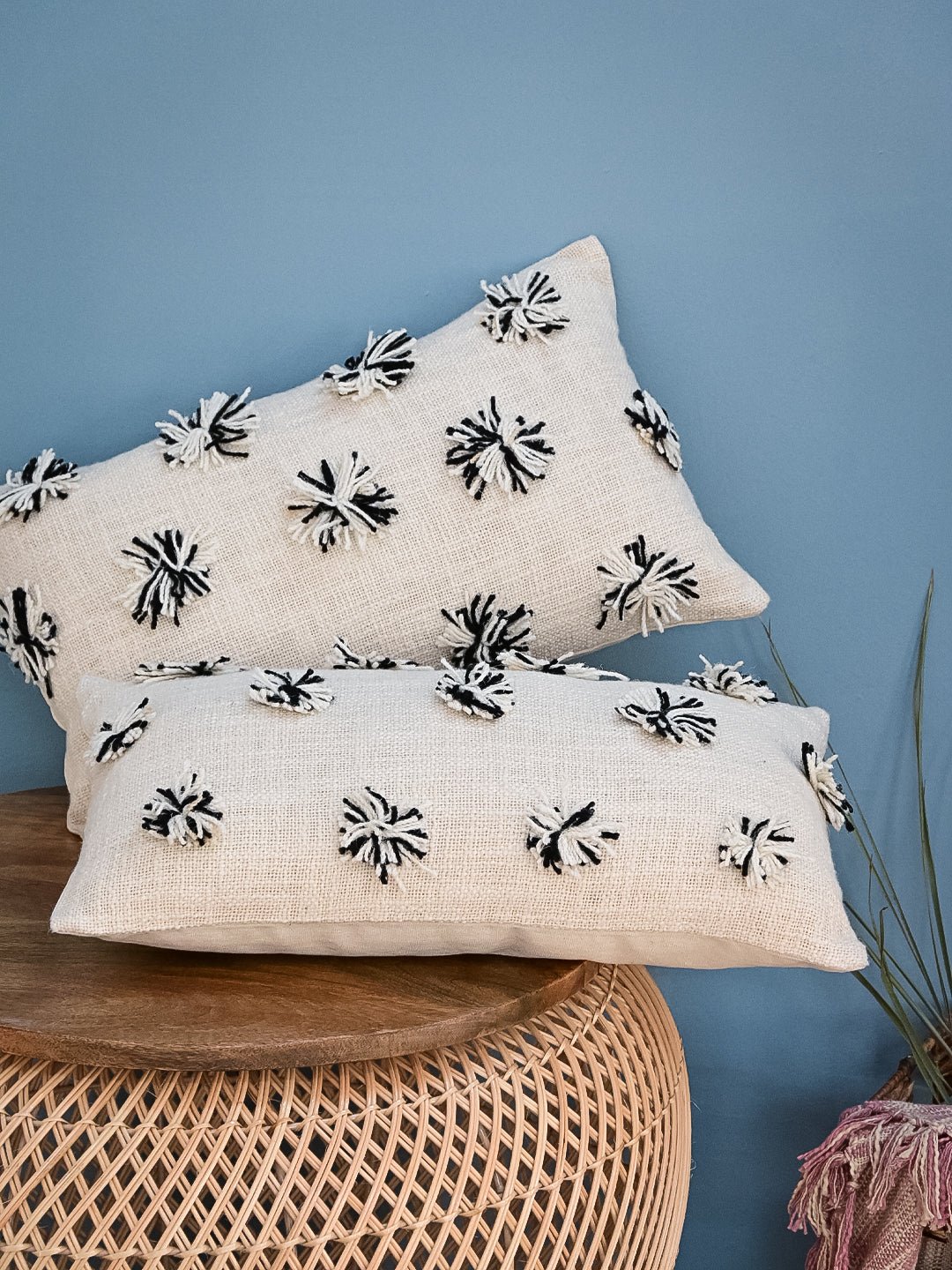 POSY - LUMBAR CUSHION COVER - ART AVENUE