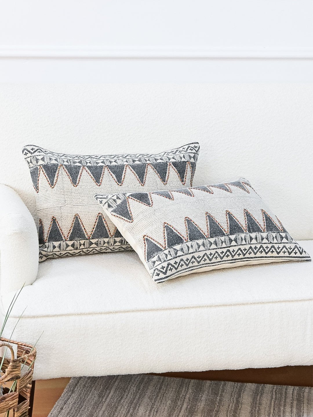 MOLAR - LUMBAR CUSHION COVER - ART AVENUE