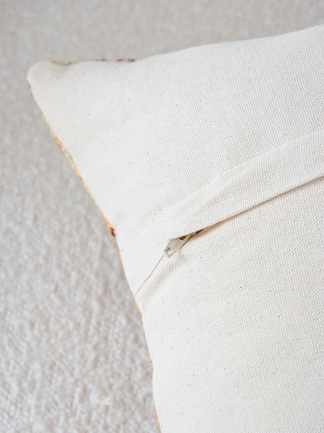BARIE - LUMBAR CUSHION COVER - ART AVENUE