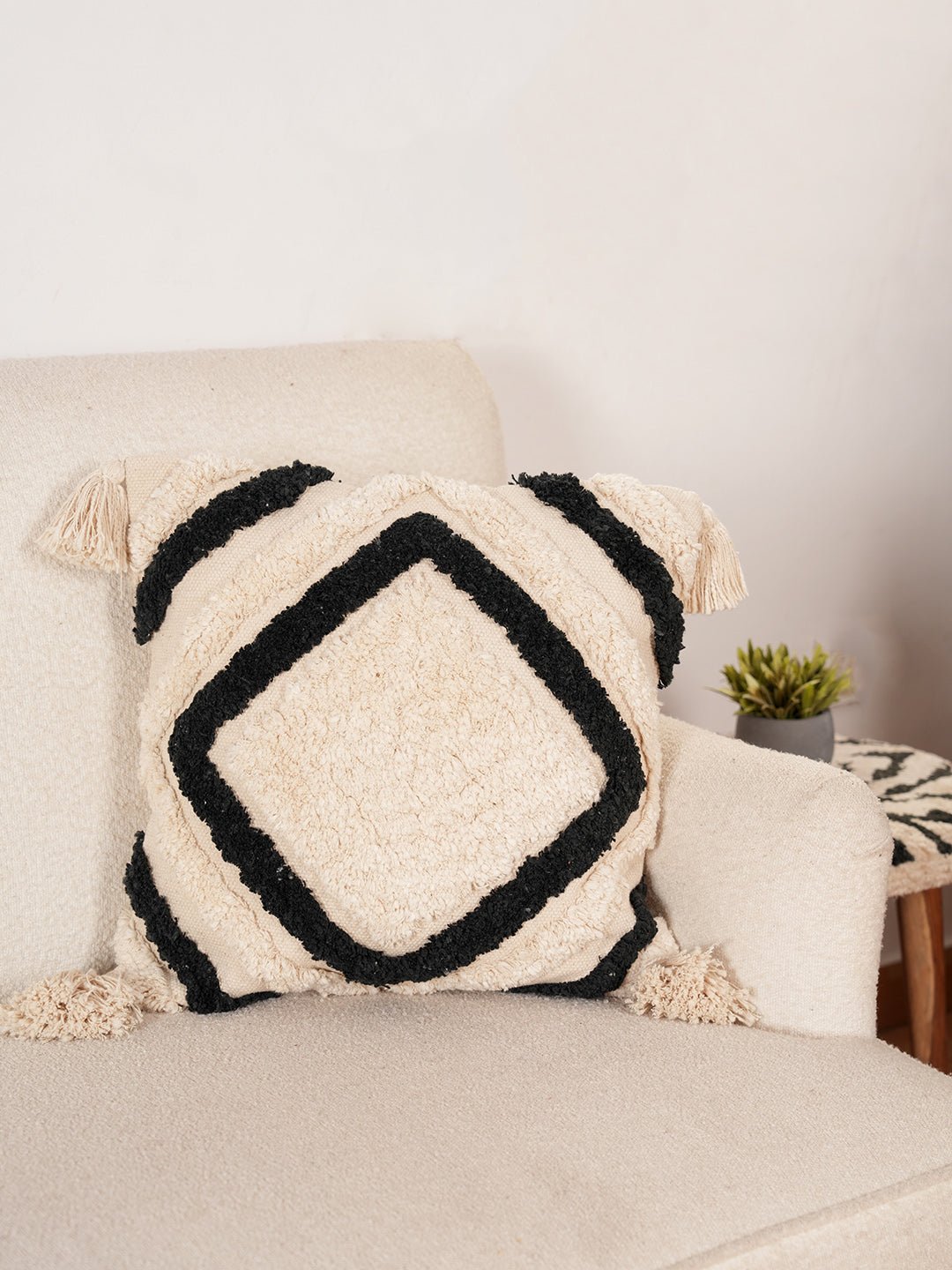 ROMEE - SQAURE CUSHION COVER - ART AVENUE