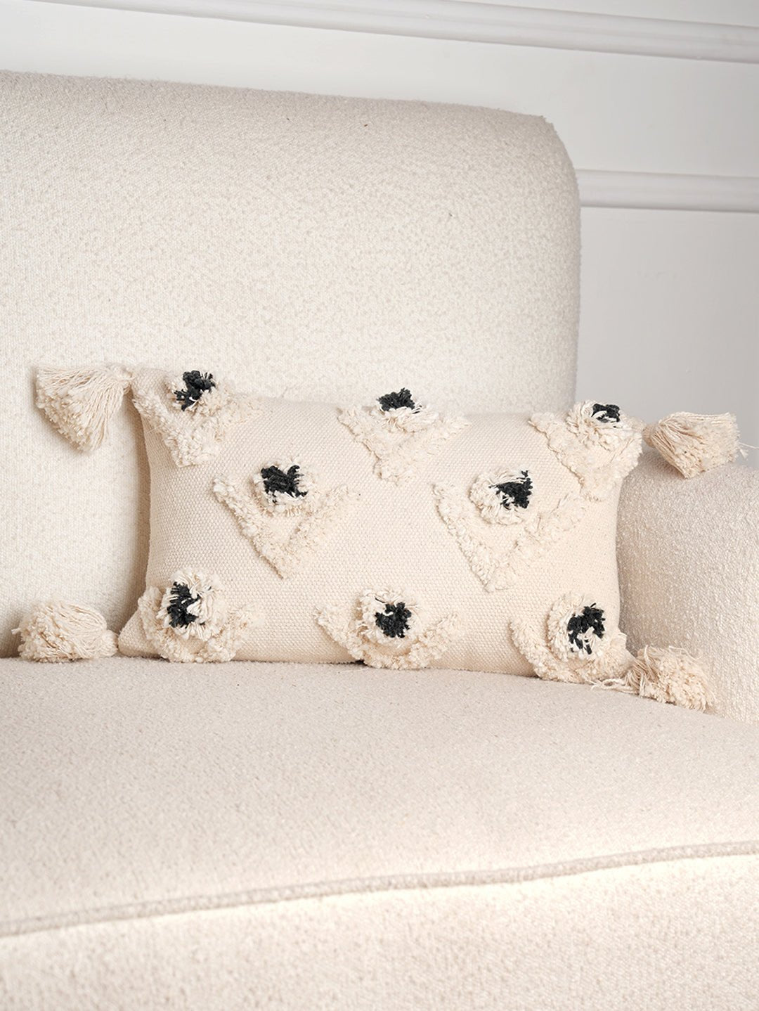 ANNA POMMED - LUMBAR CUSHION COVER - ART AVENUE