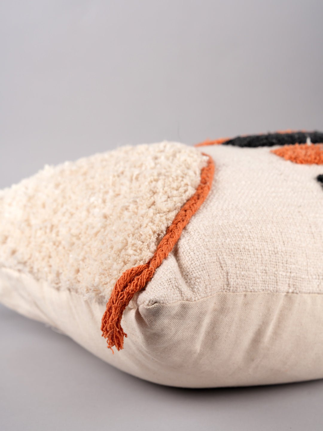 THRIFTY - LUMBAR CUSHION COVER - ART AVENUE