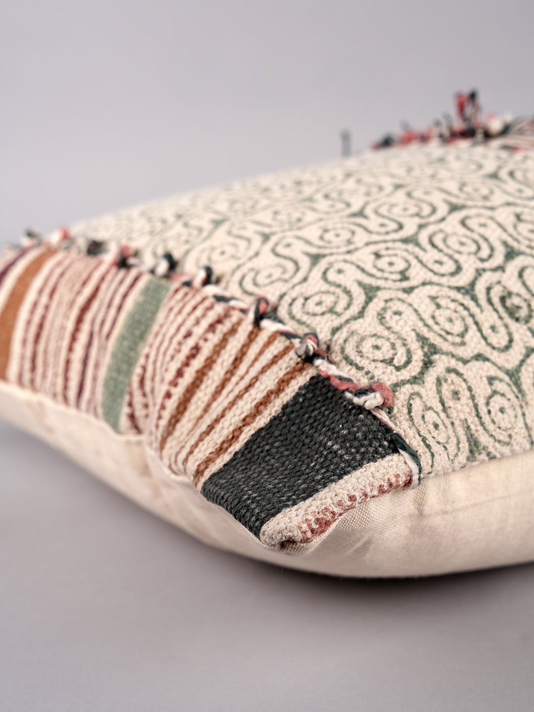 ELEGANCE - BLOCK PRINTED & TUFTED LUMBAR CUSHION COVER - ART AVENUE