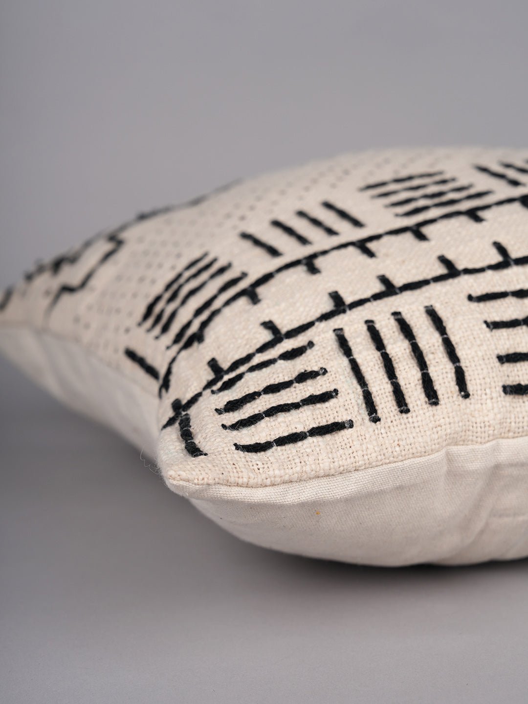 STELLAR OASIS - EMBRIODERY SQAURE CUSHION COVER - ART AVENUE
