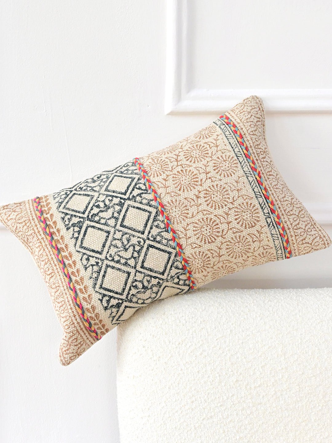 COSMOS - LUMBAR CUSHION COVER - ART AVENUE