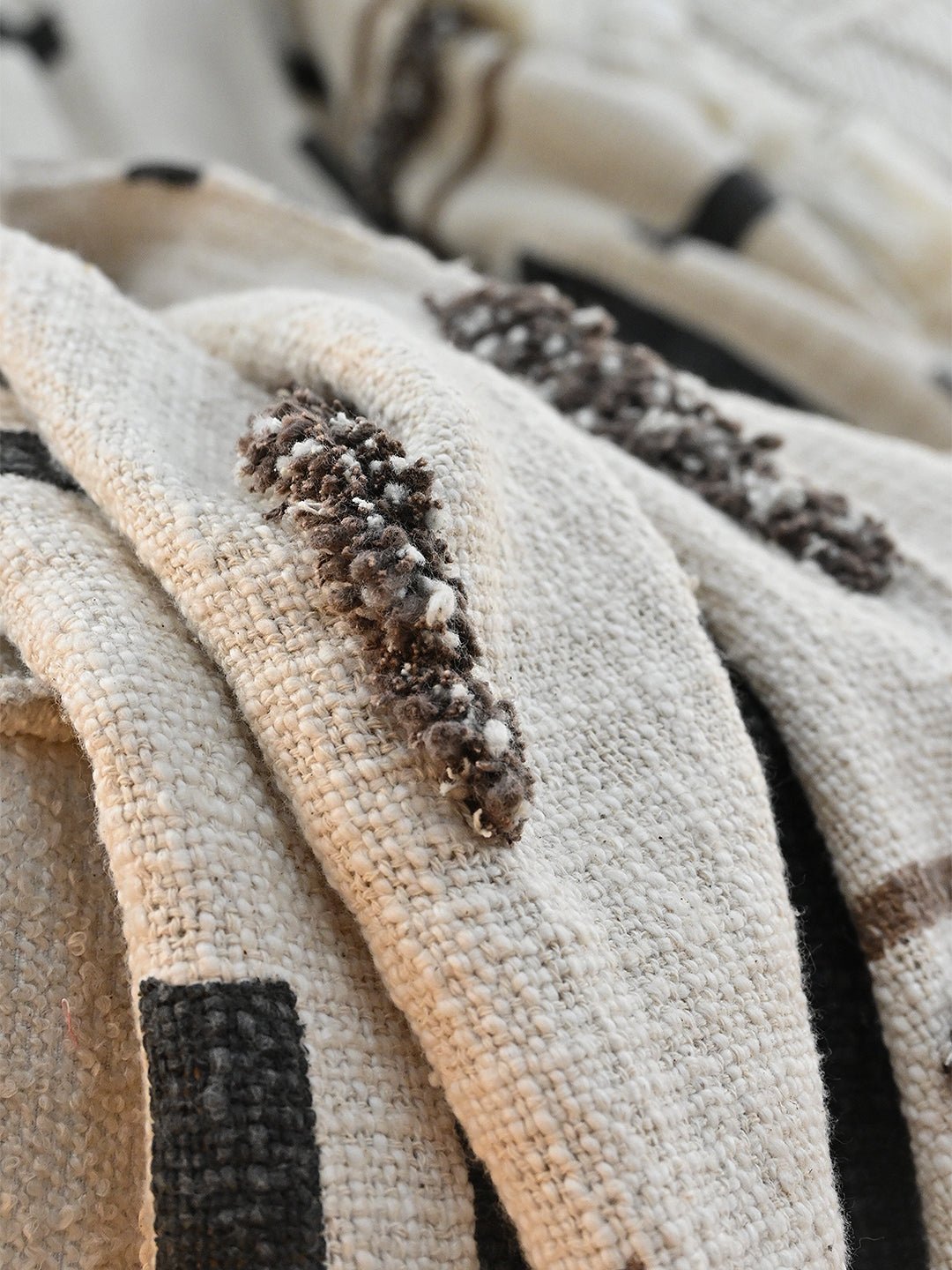 IRIANA - BLOCK PRINTED THROW - ART AVENUE