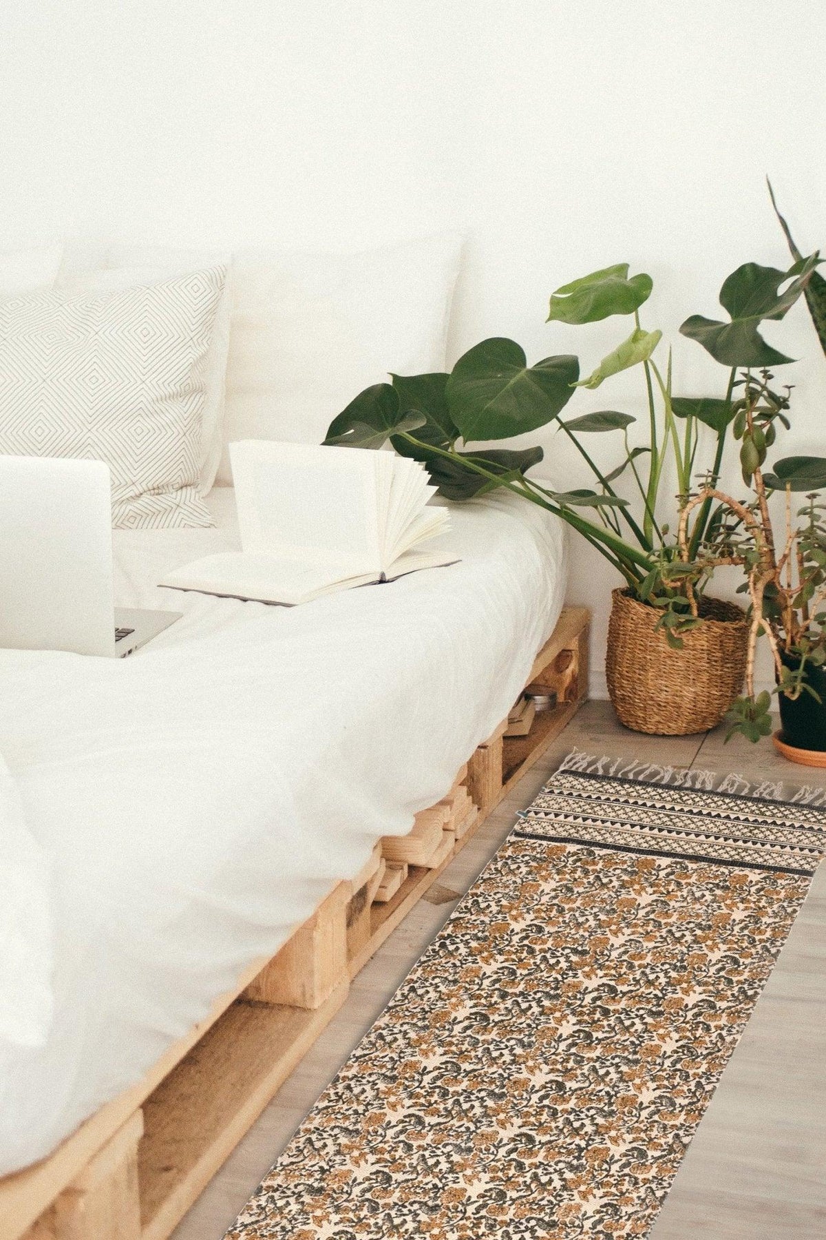 AMELIA - BLOCK PRINTED FLOOR RUNNER - ART AVENUE