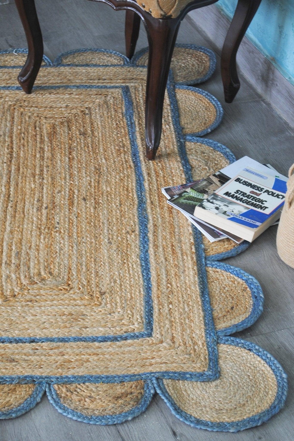 ARENE - JUTE BRAIDED RUG - ART AVENUE