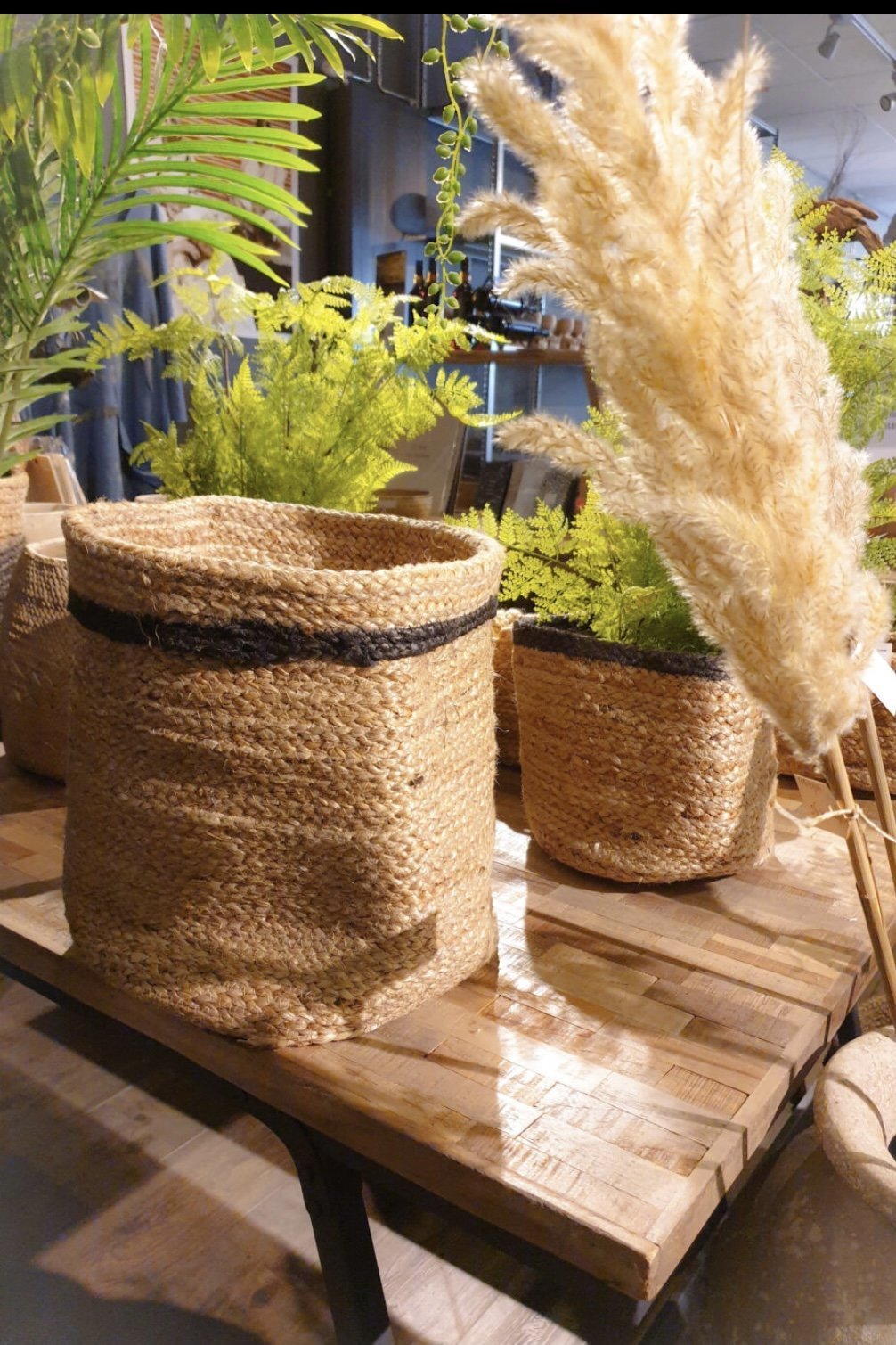DALIA - MULTIPURPOSE JUTE BASKET / Planter - ART AVENUE