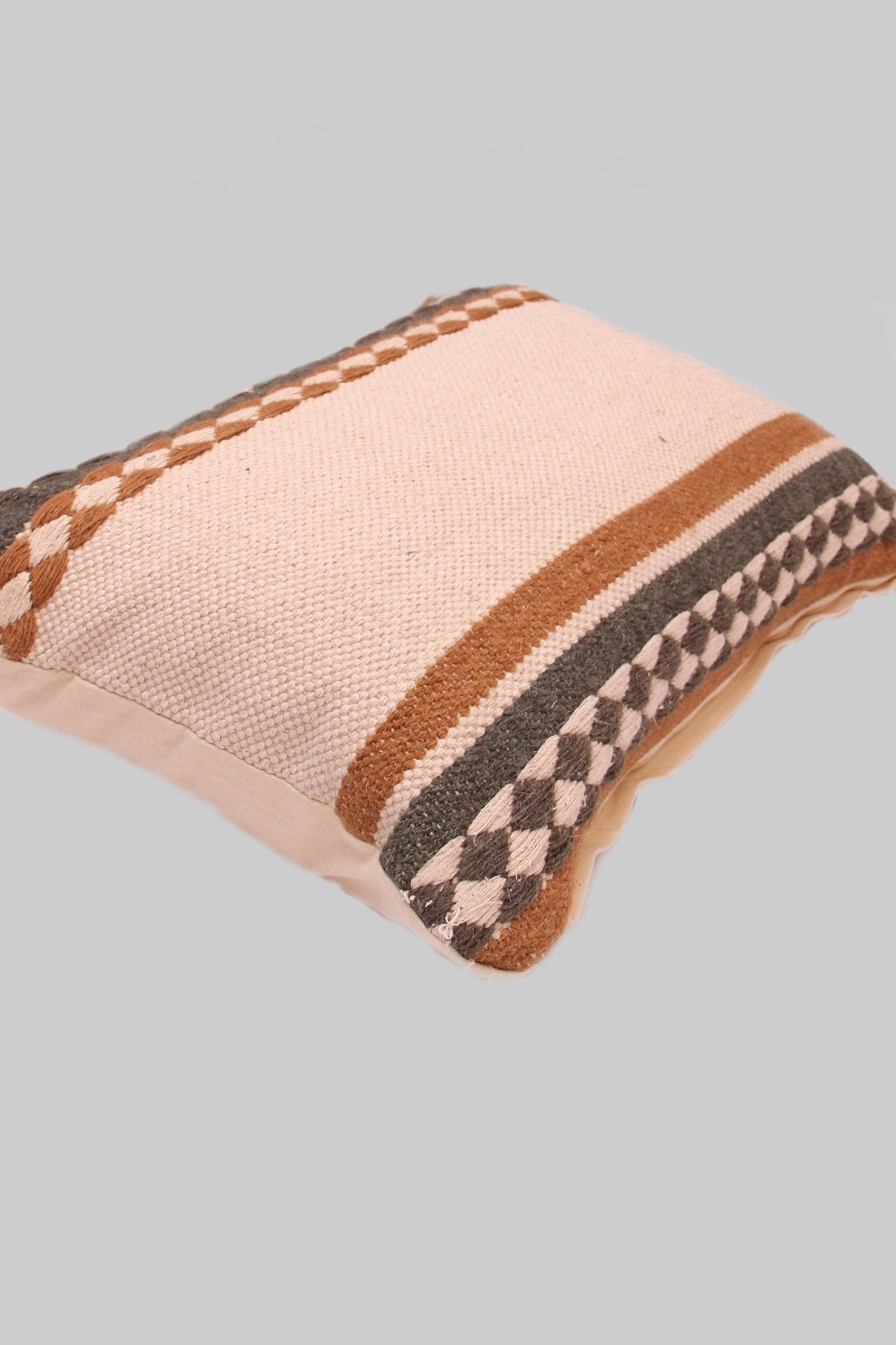 ECRU - LUMBAR CUSHION COVER -IVORY - ART AVENUE