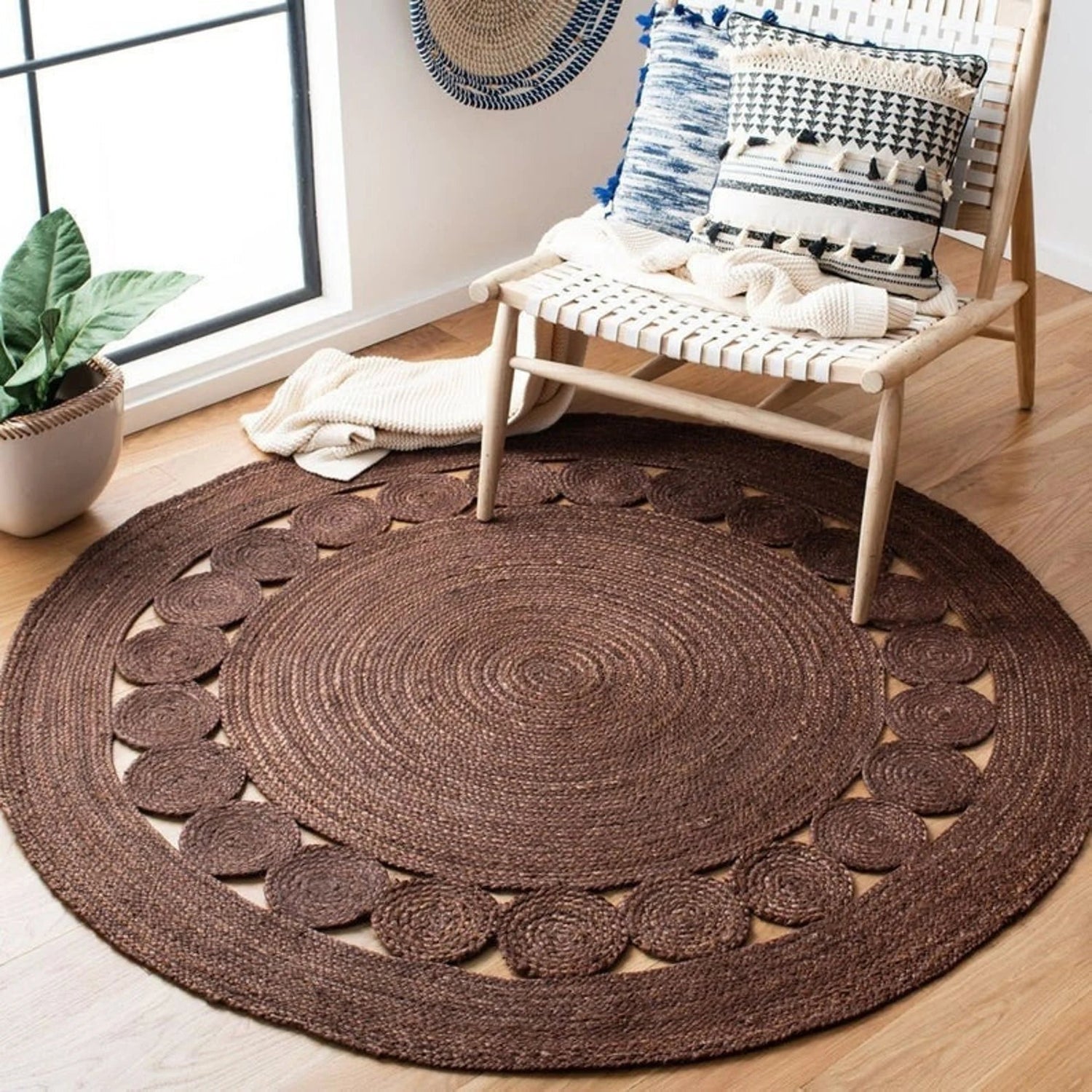 FLUENT - ROUND JUTE RUG - ART AVENUE