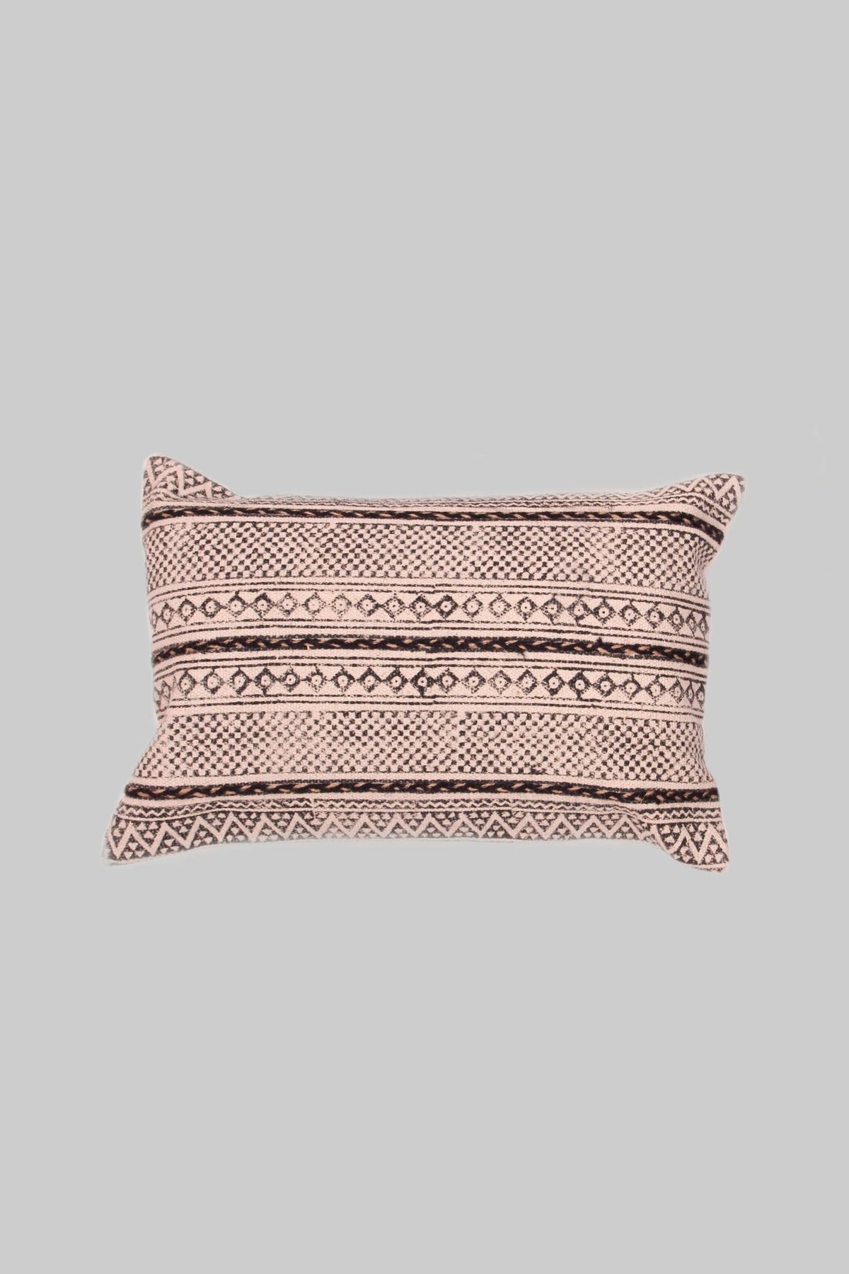 MONO - LUMBAR CUSHION COVER -OFF WHITE & BLACK - ART AVENUE