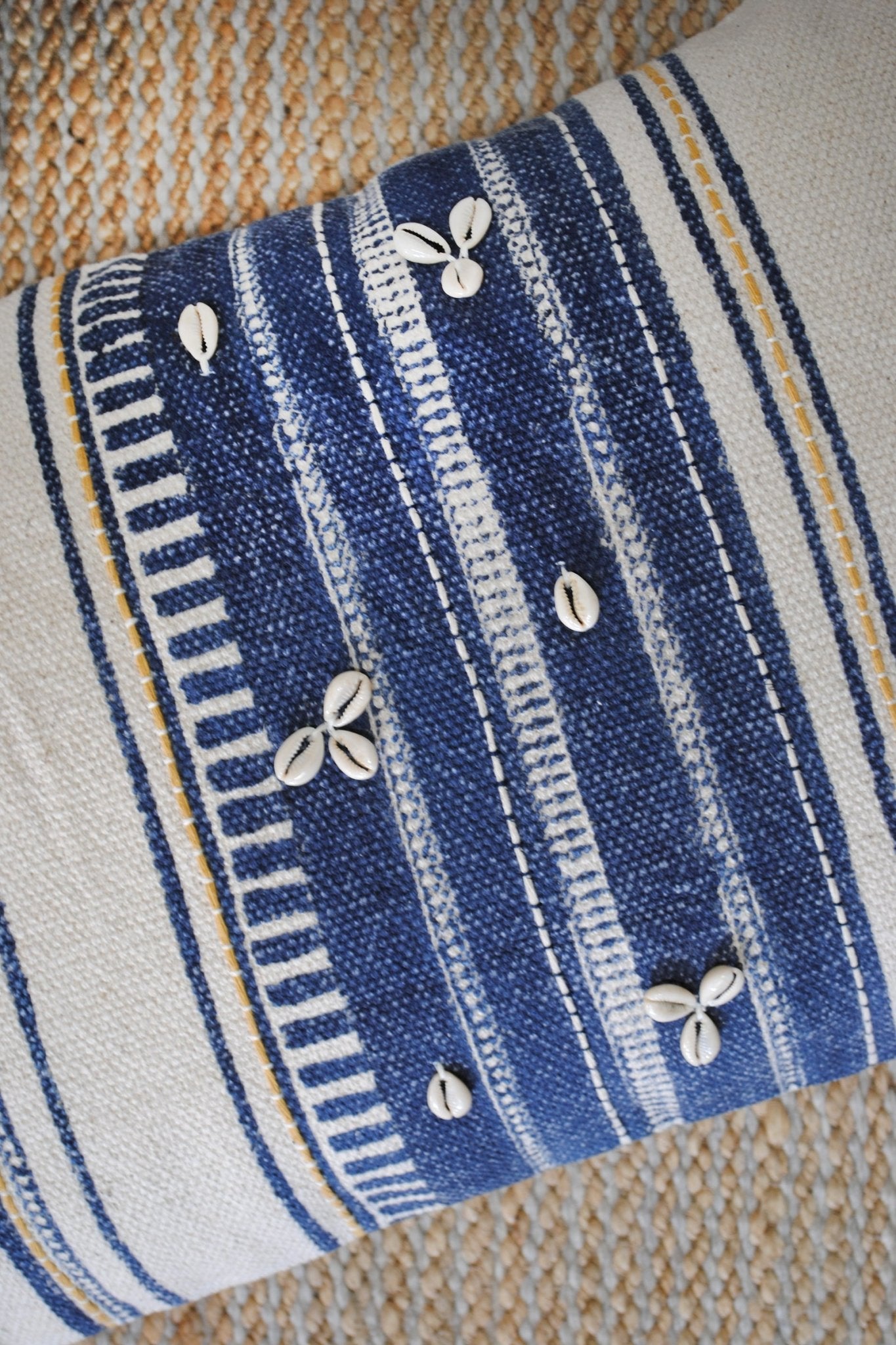 NAUTICAL BLOOM- LUMBAR CUSHION COVER - ART AVENUE